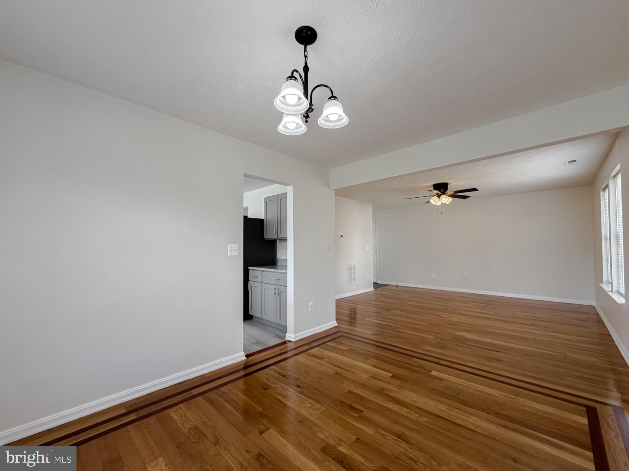 HICKORY HILLS - Residential