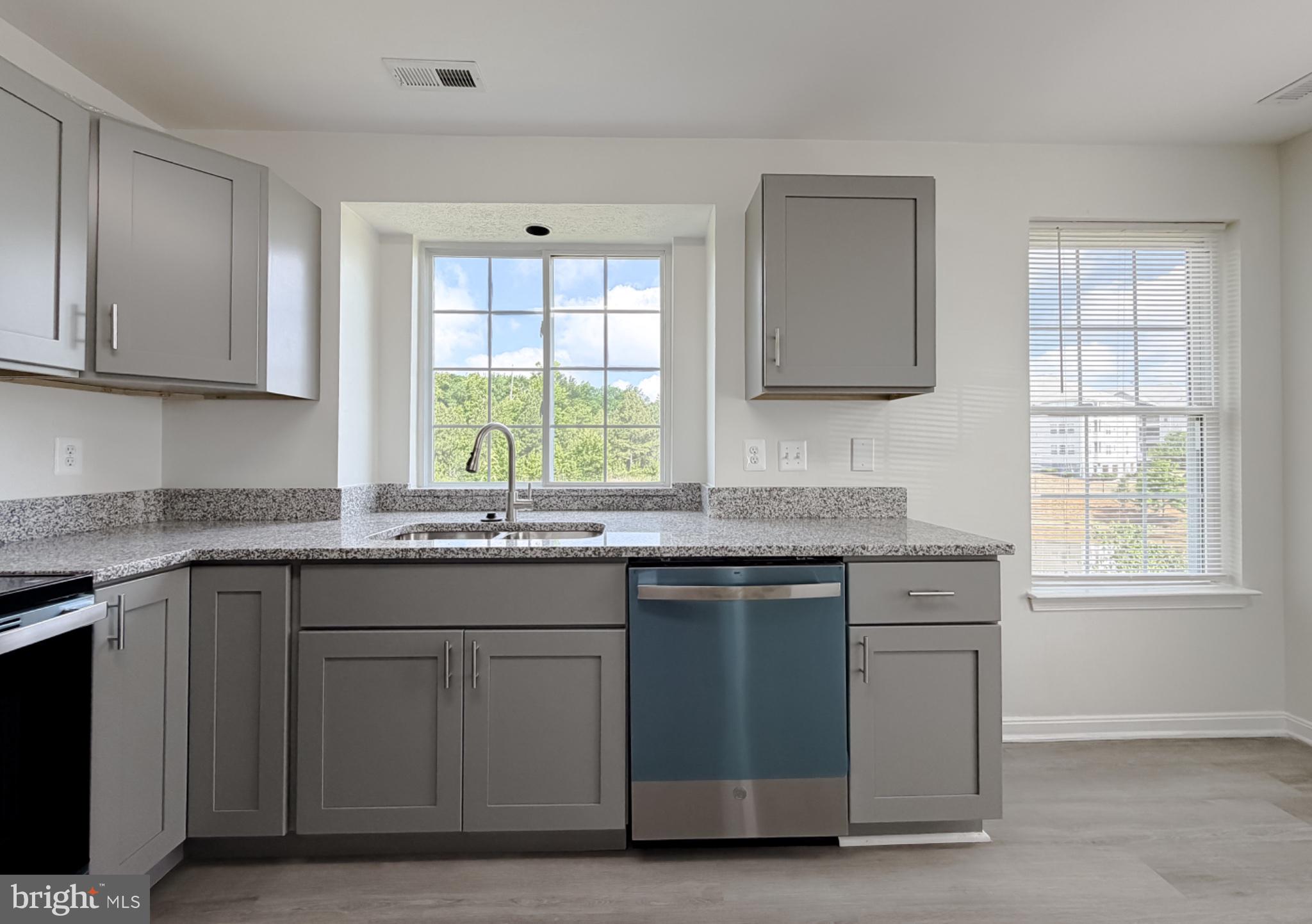 HICKORY HILLS - Residential