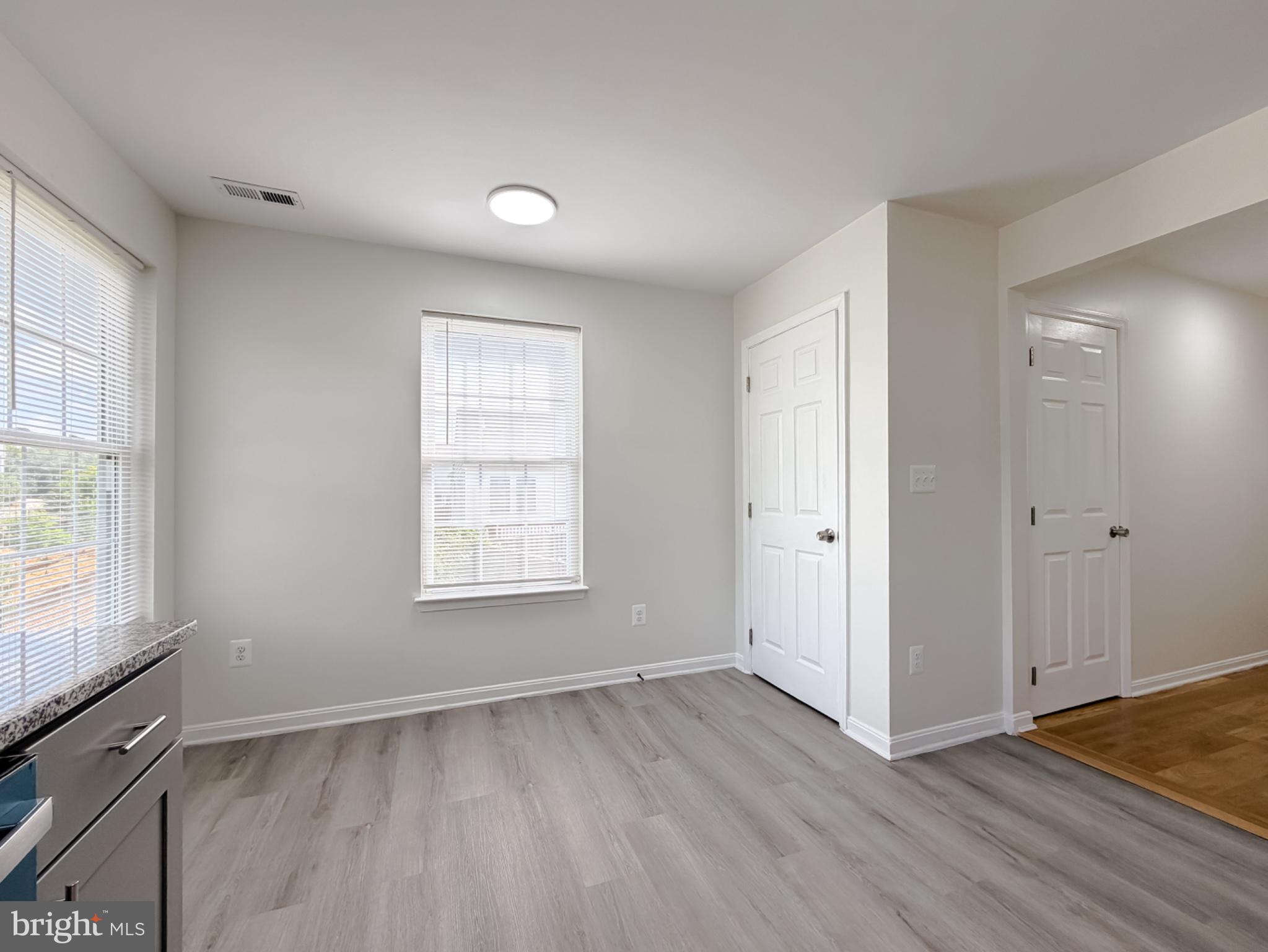 HICKORY HILLS - Residential