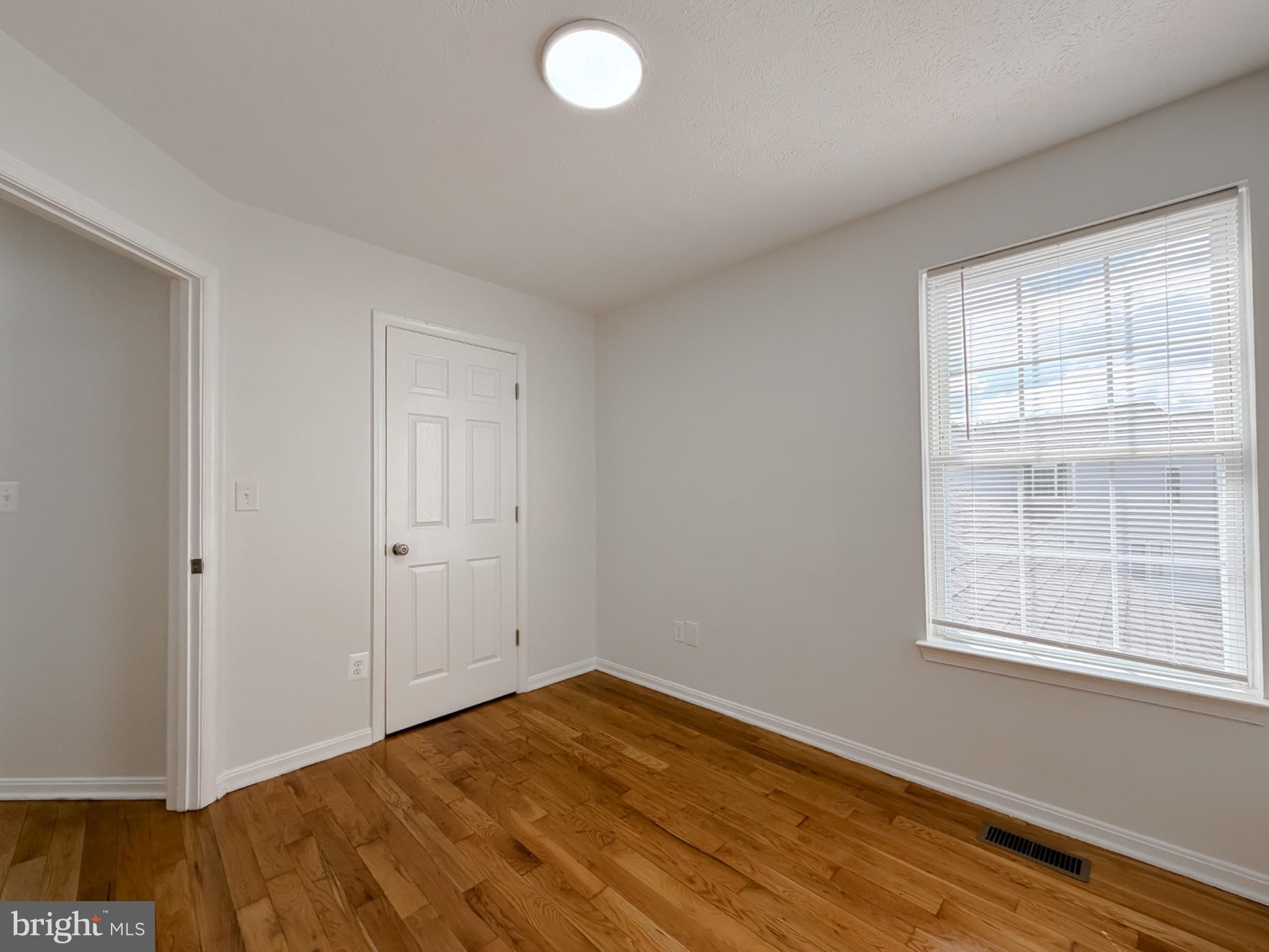 HICKORY HILLS - Residential