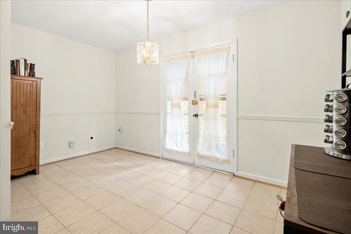 OAKCREST - Residential