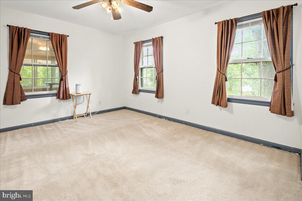 OAKCREST - Residential