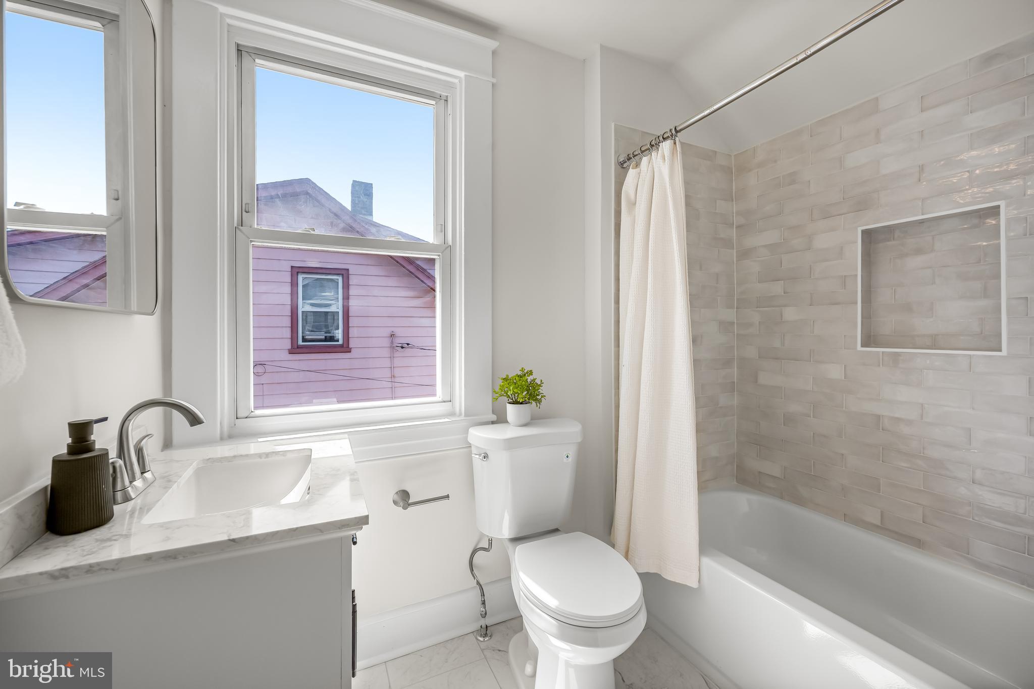 ARBUTUS - Residential