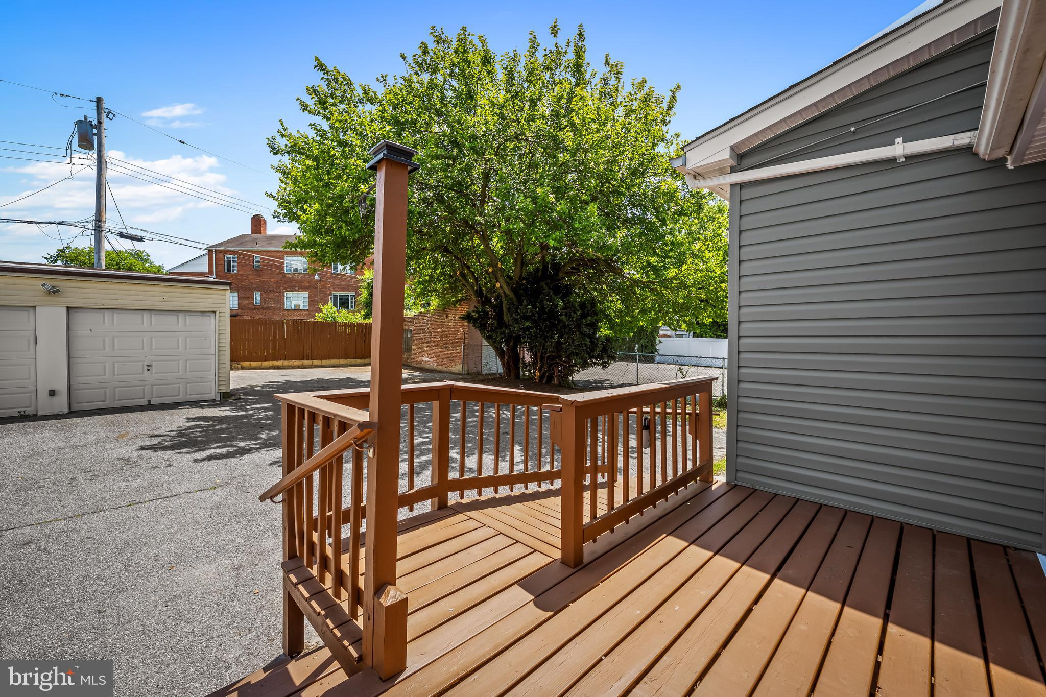 ARBUTUS - Residential