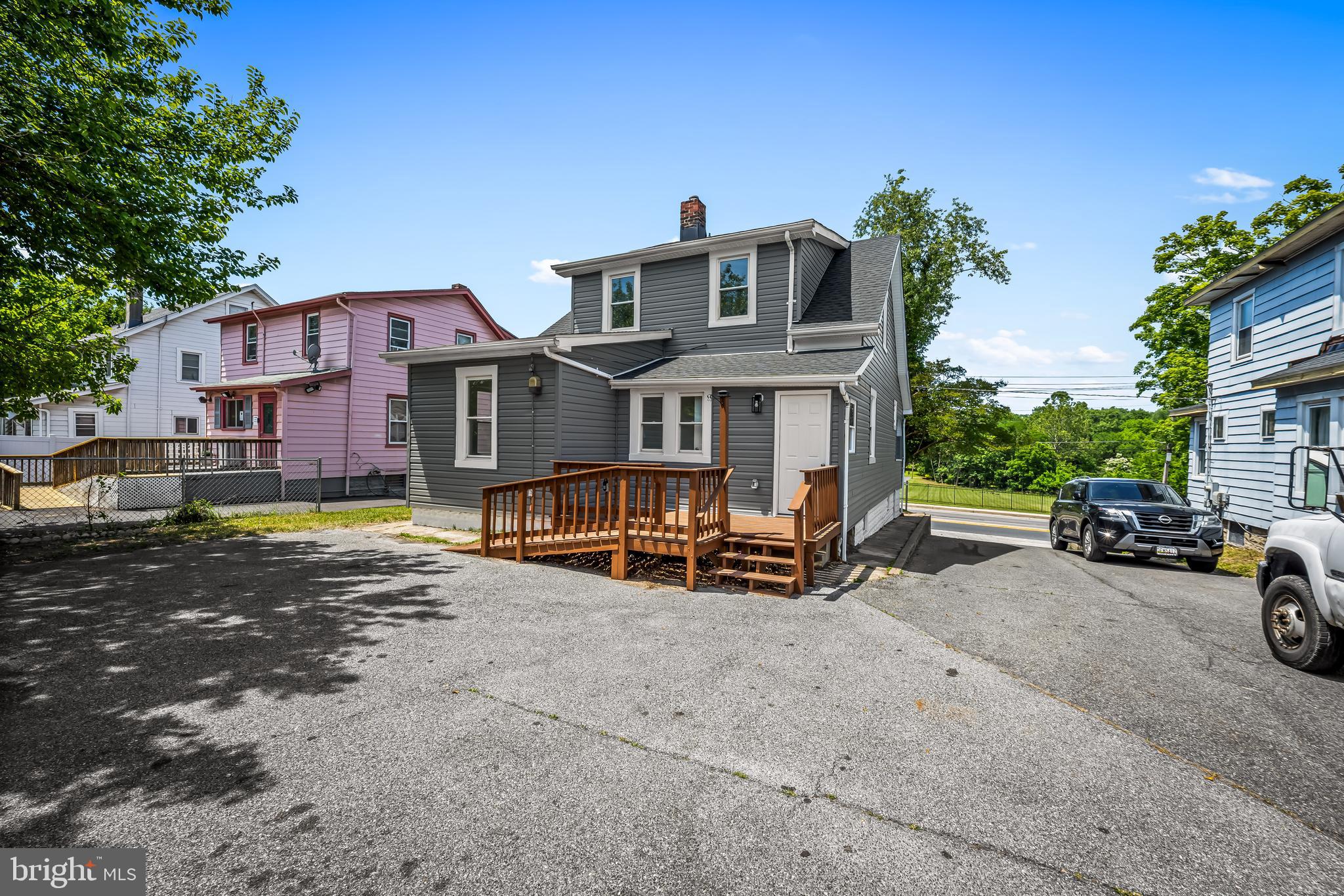 ARBUTUS - Residential