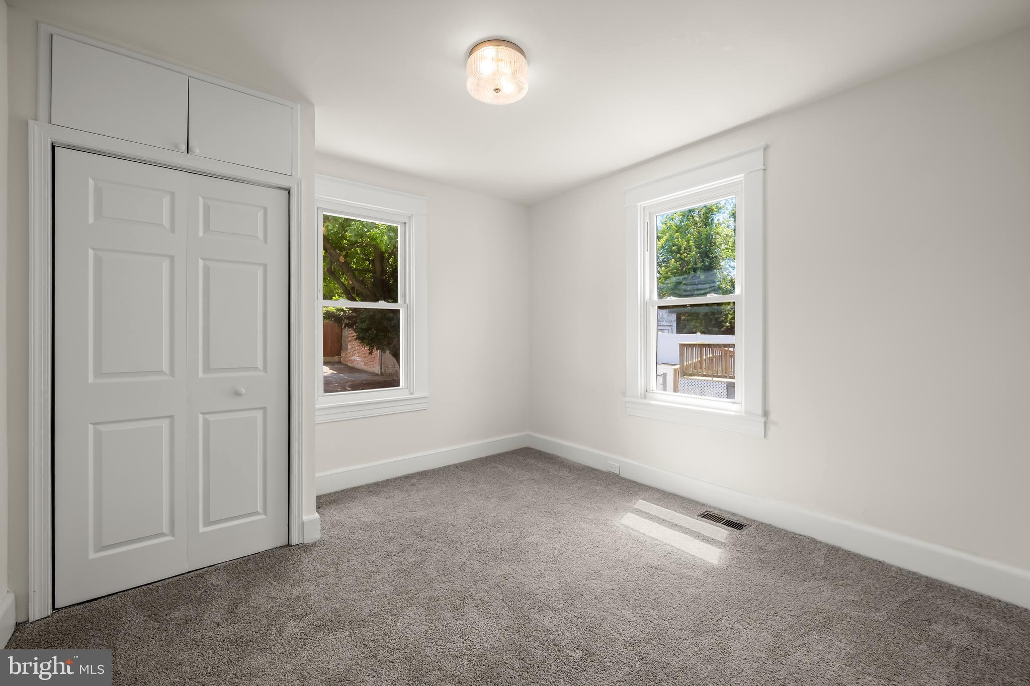 ARBUTUS - Residential