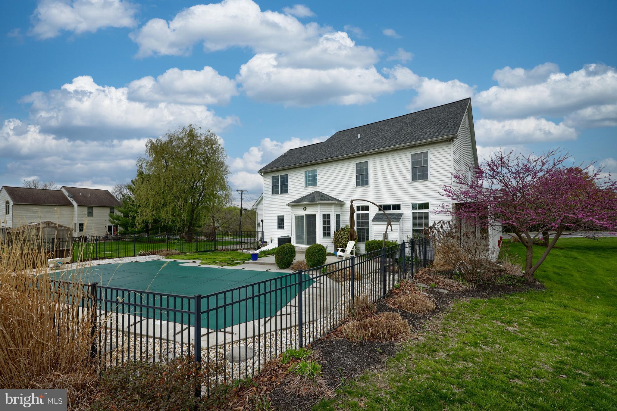 WINDY RIDGE - Residential