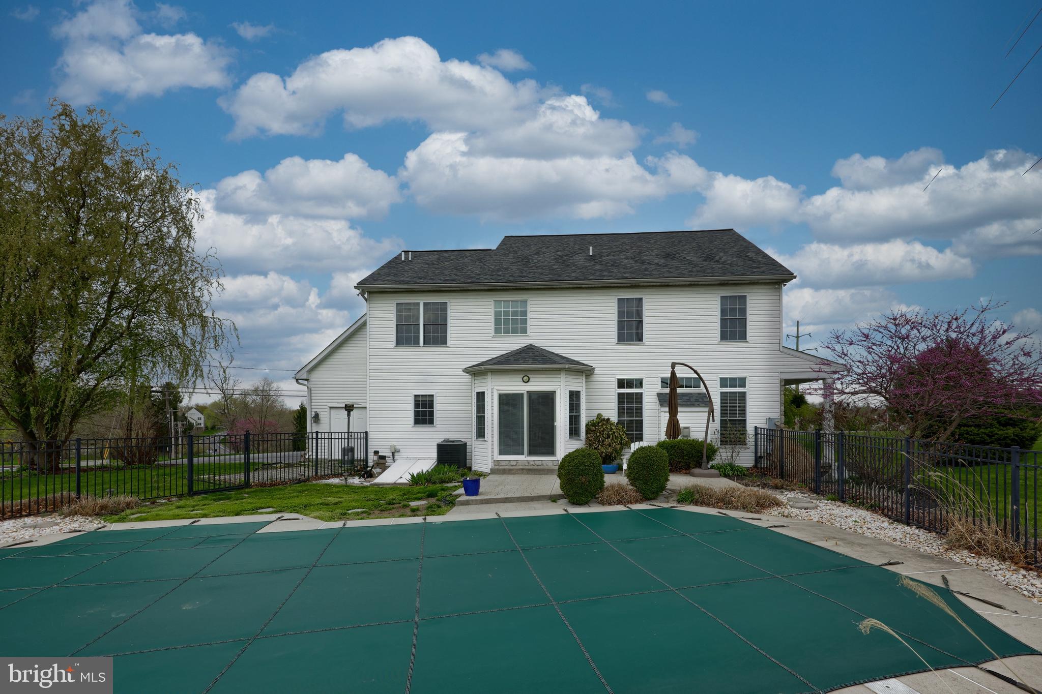 WINDY RIDGE - Residential