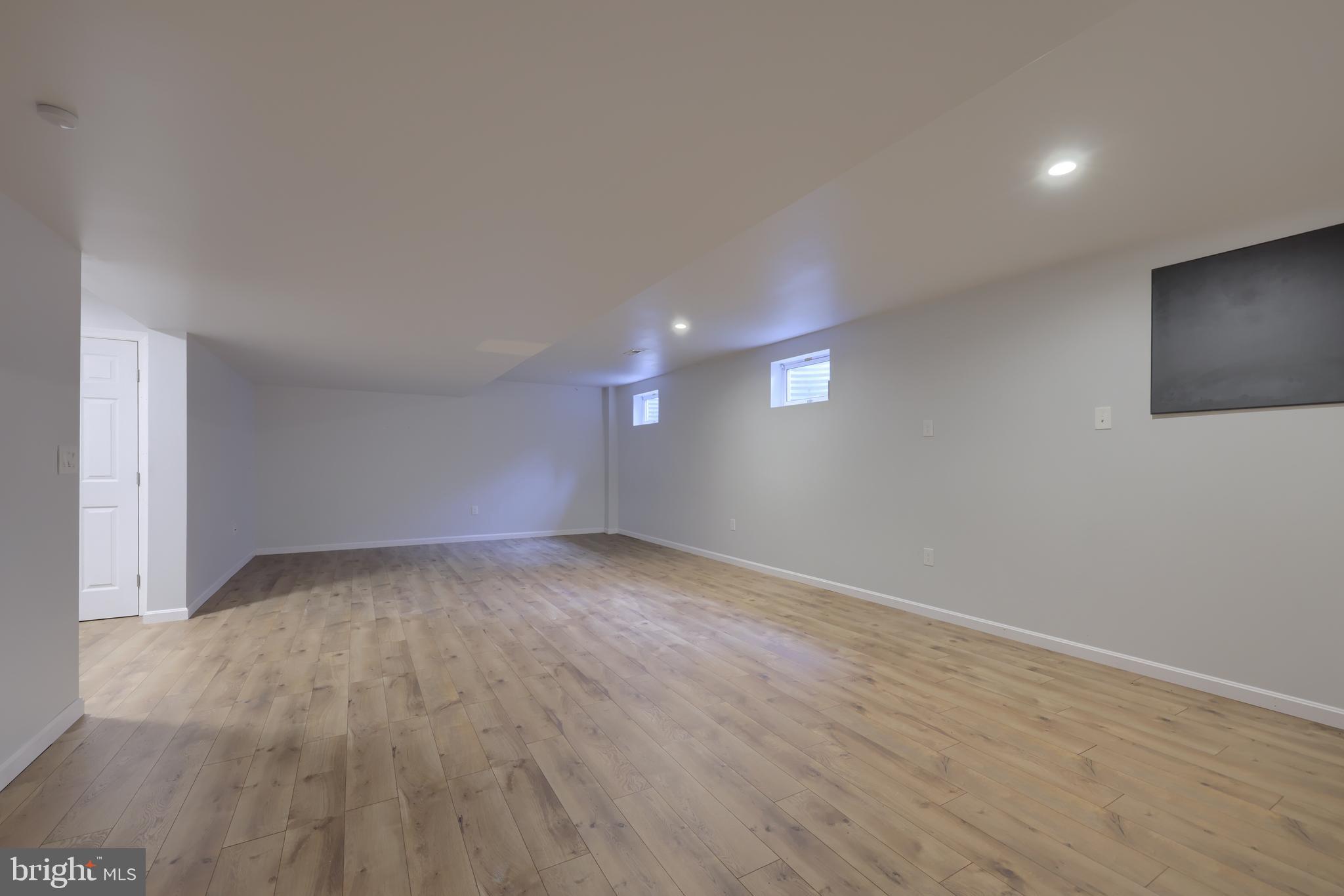 WINDY RIDGE - Residential