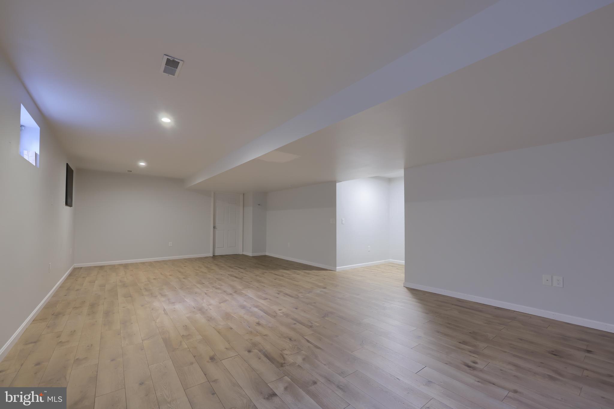 WINDY RIDGE - Residential