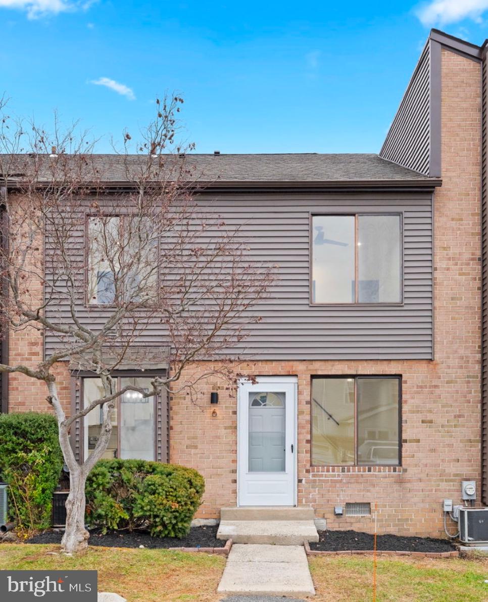 BROOKHAVEN - Residential