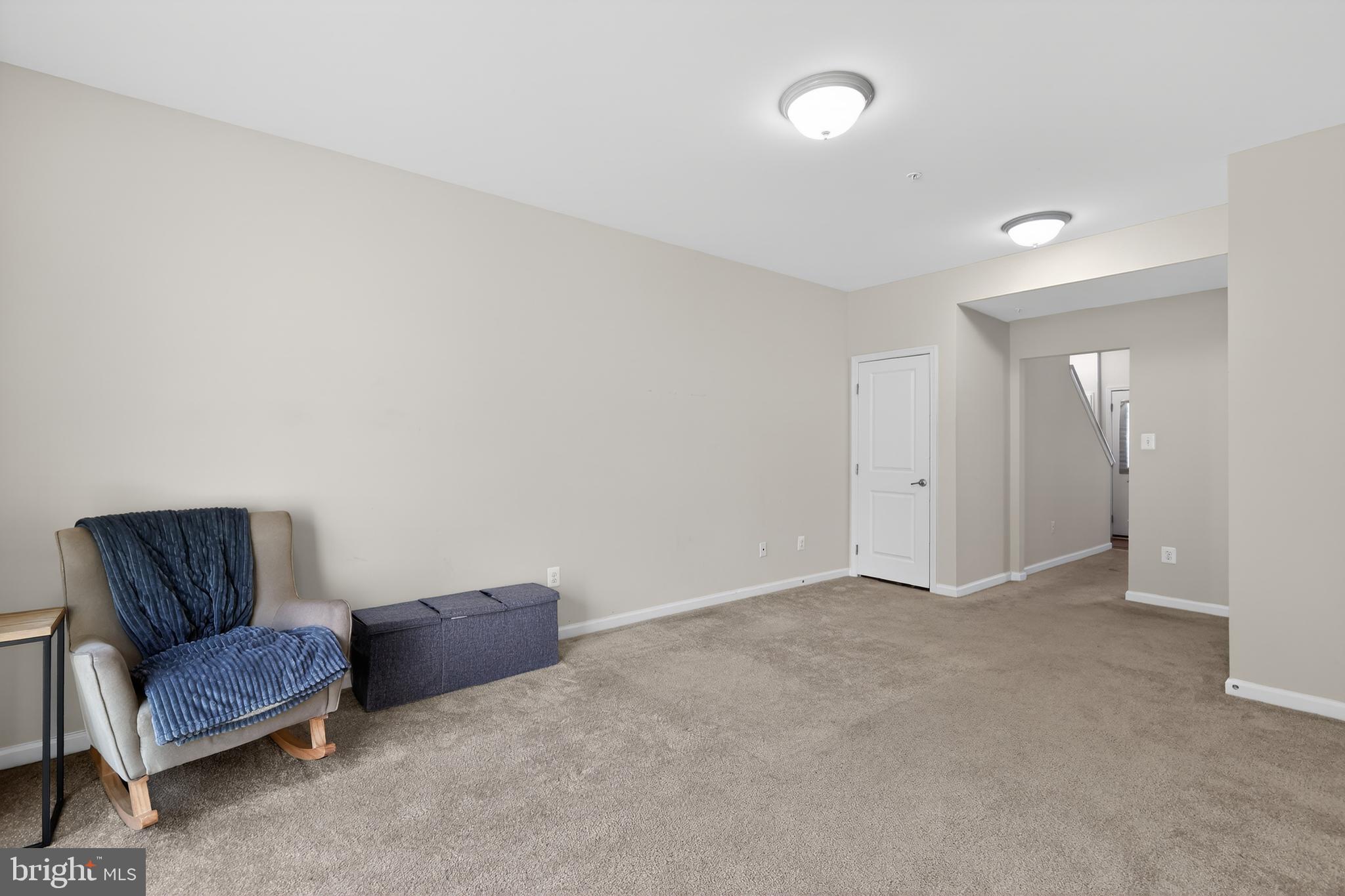 CREEKSIDE VILLAGE - Residential