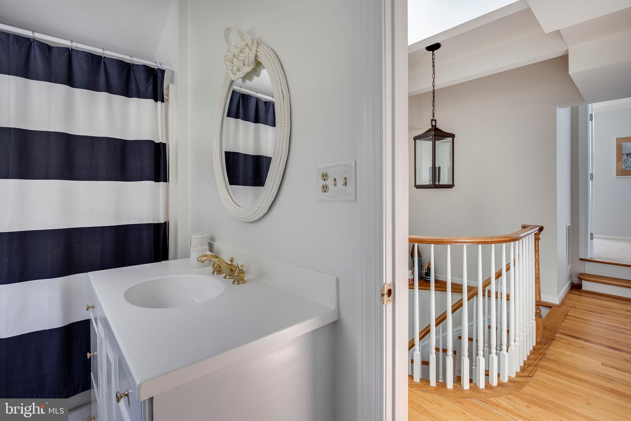 ARBUTUS BANKS - Residential