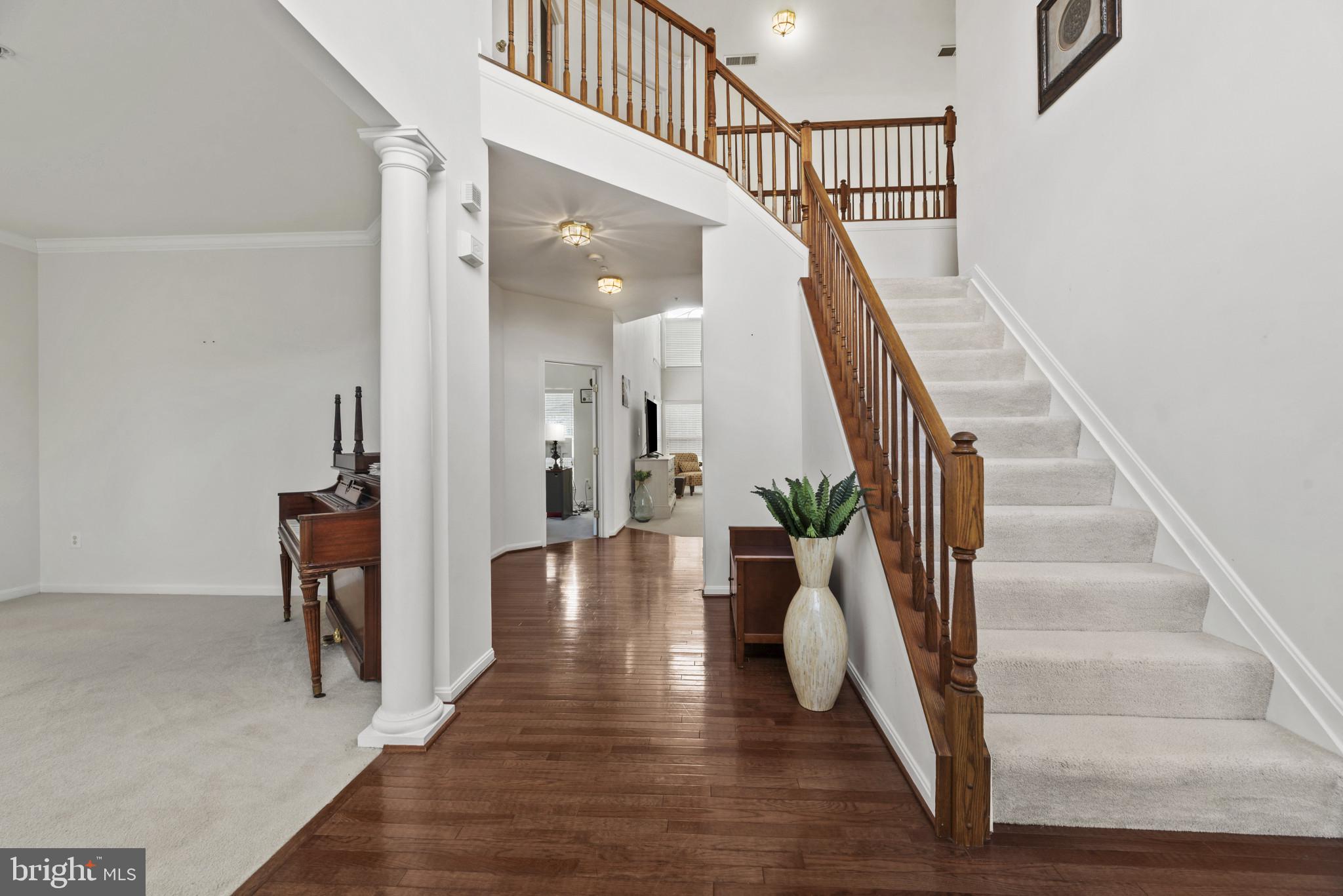 LINWOOD KNOLLS - Residential
