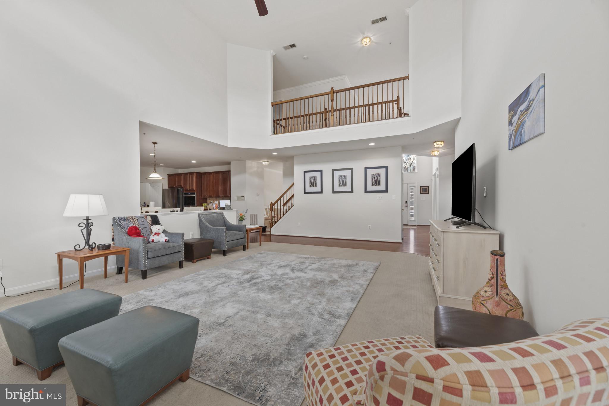 LINWOOD KNOLLS - Residential