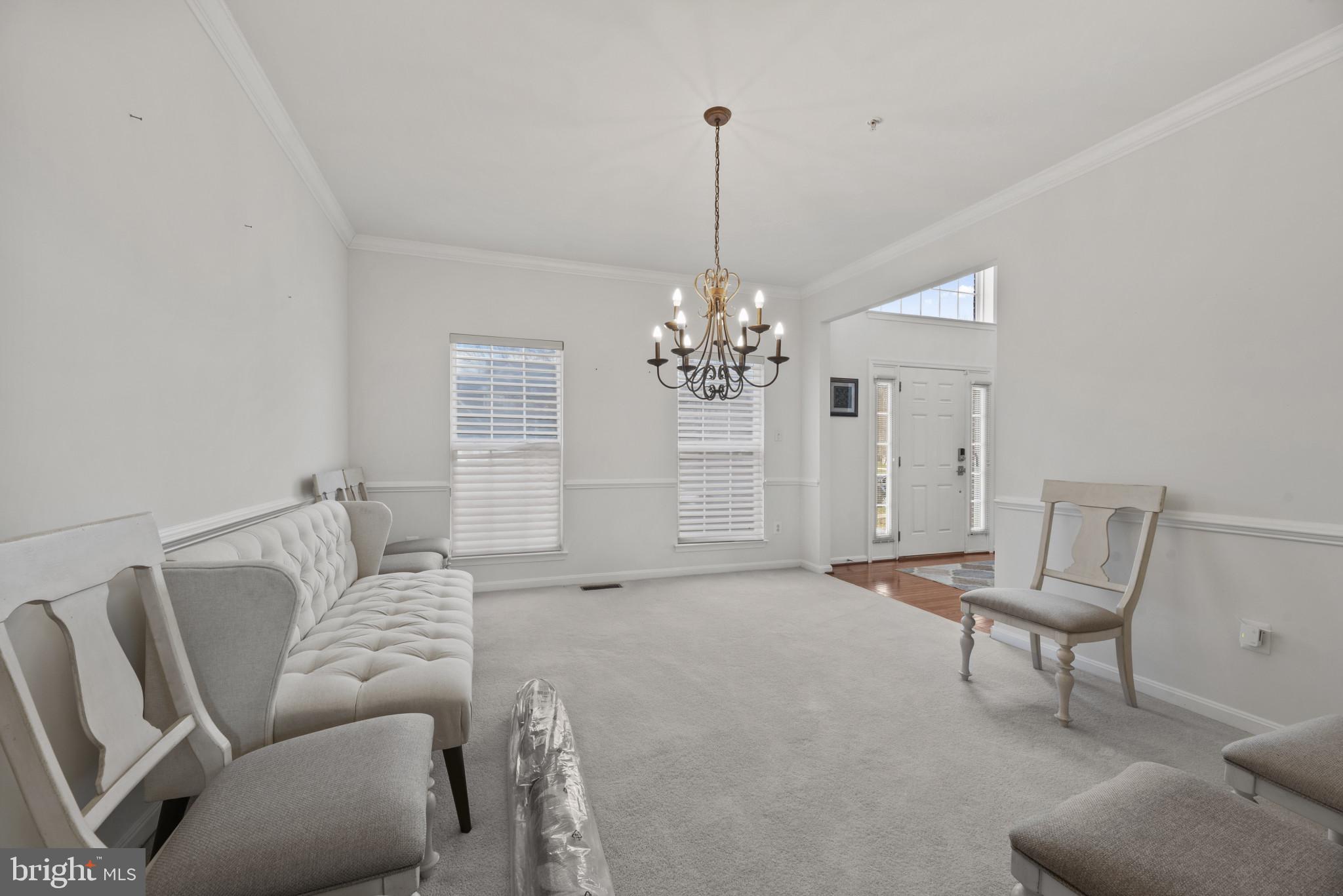 LINWOOD KNOLLS - Residential