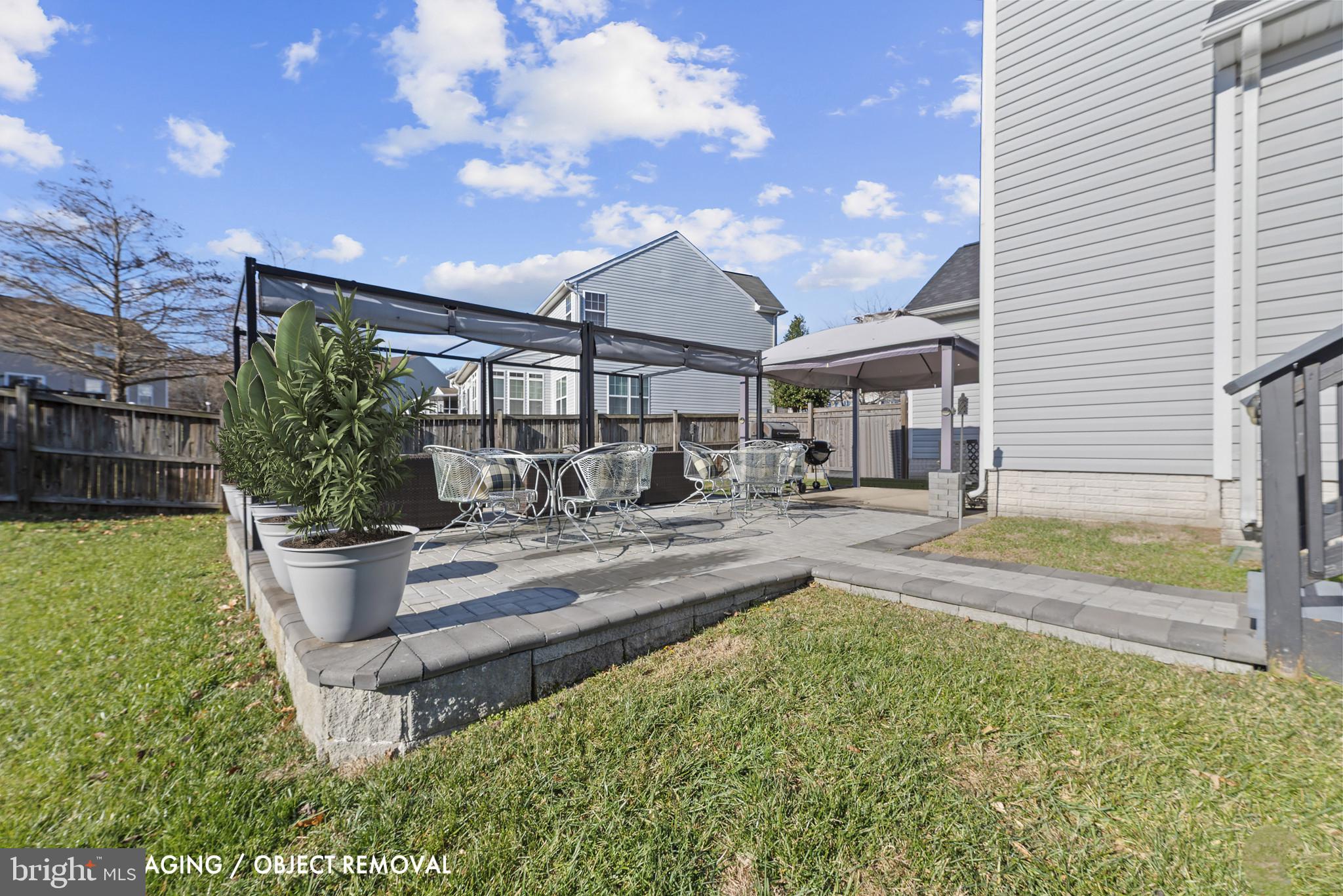 LINWOOD KNOLLS - Residential