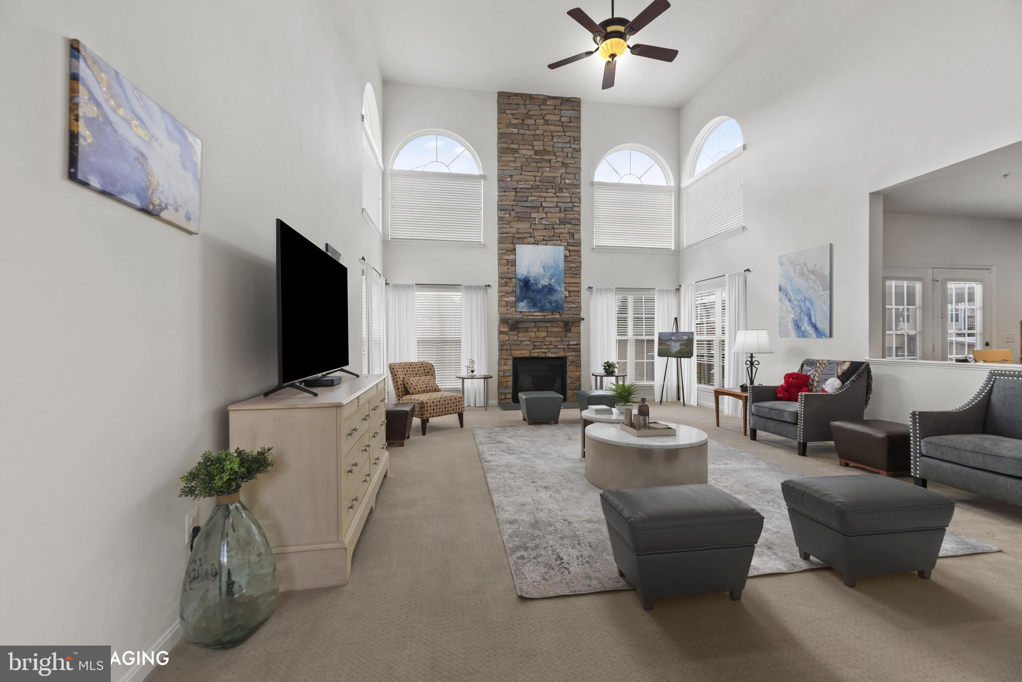 LINWOOD KNOLLS - Residential