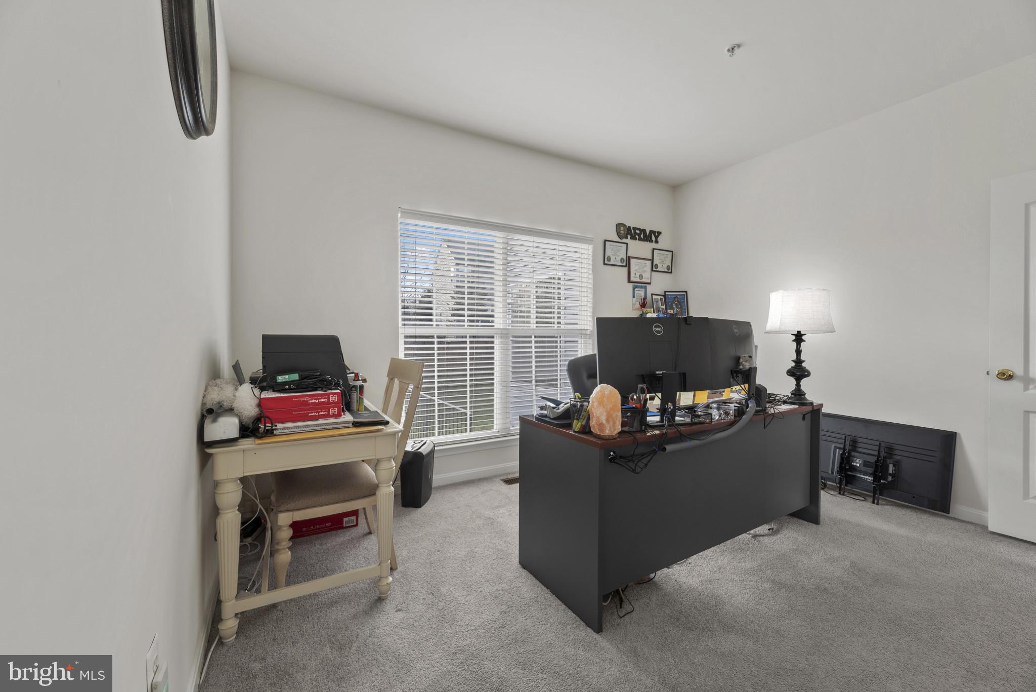 LINWOOD KNOLLS - Residential