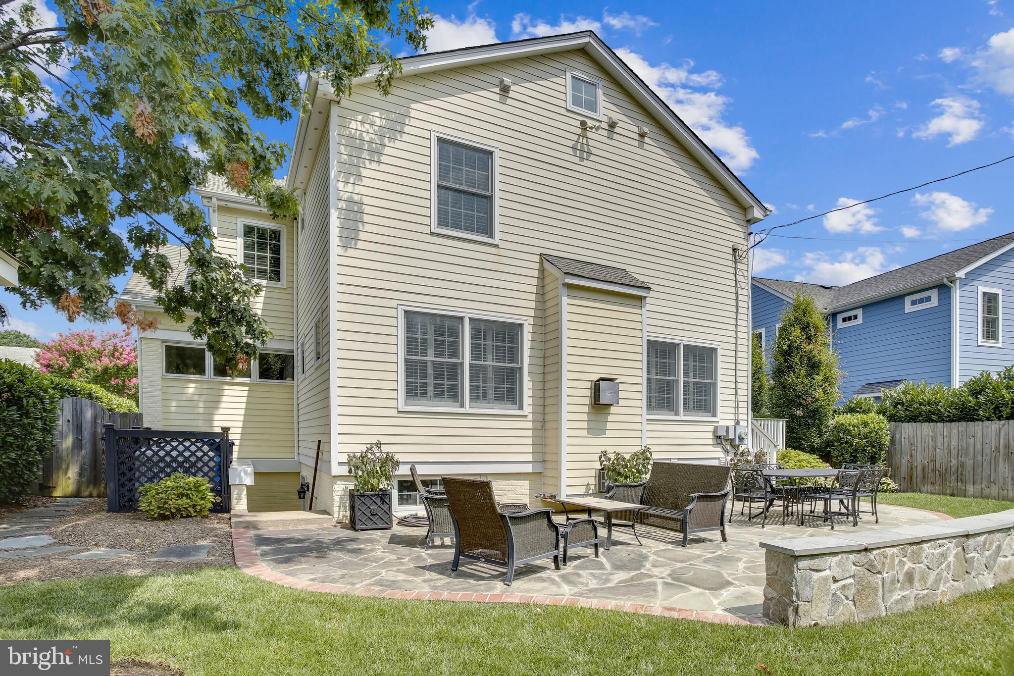 JEFFERSON PARK - Residential