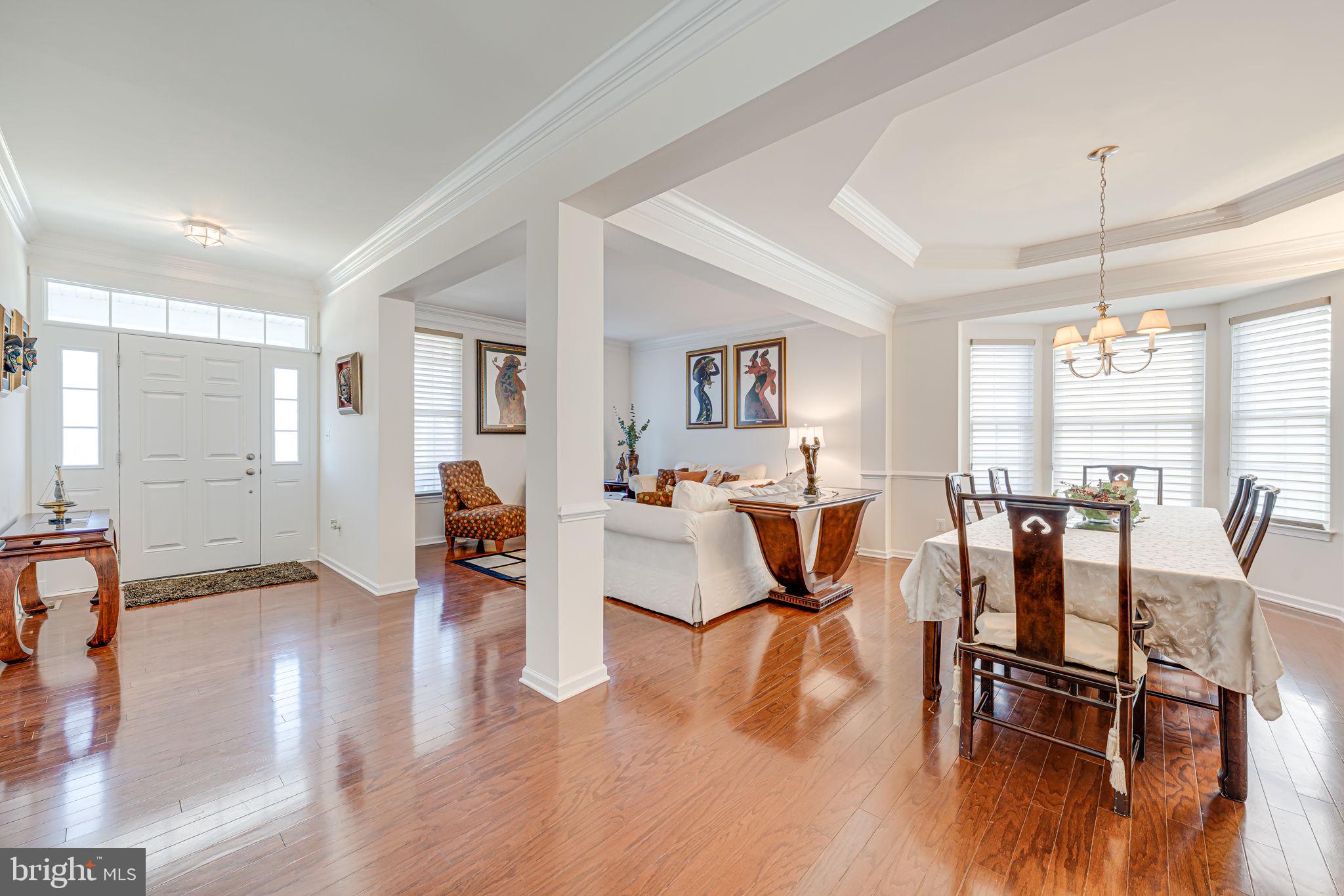 SOUTH RIDING - Residential