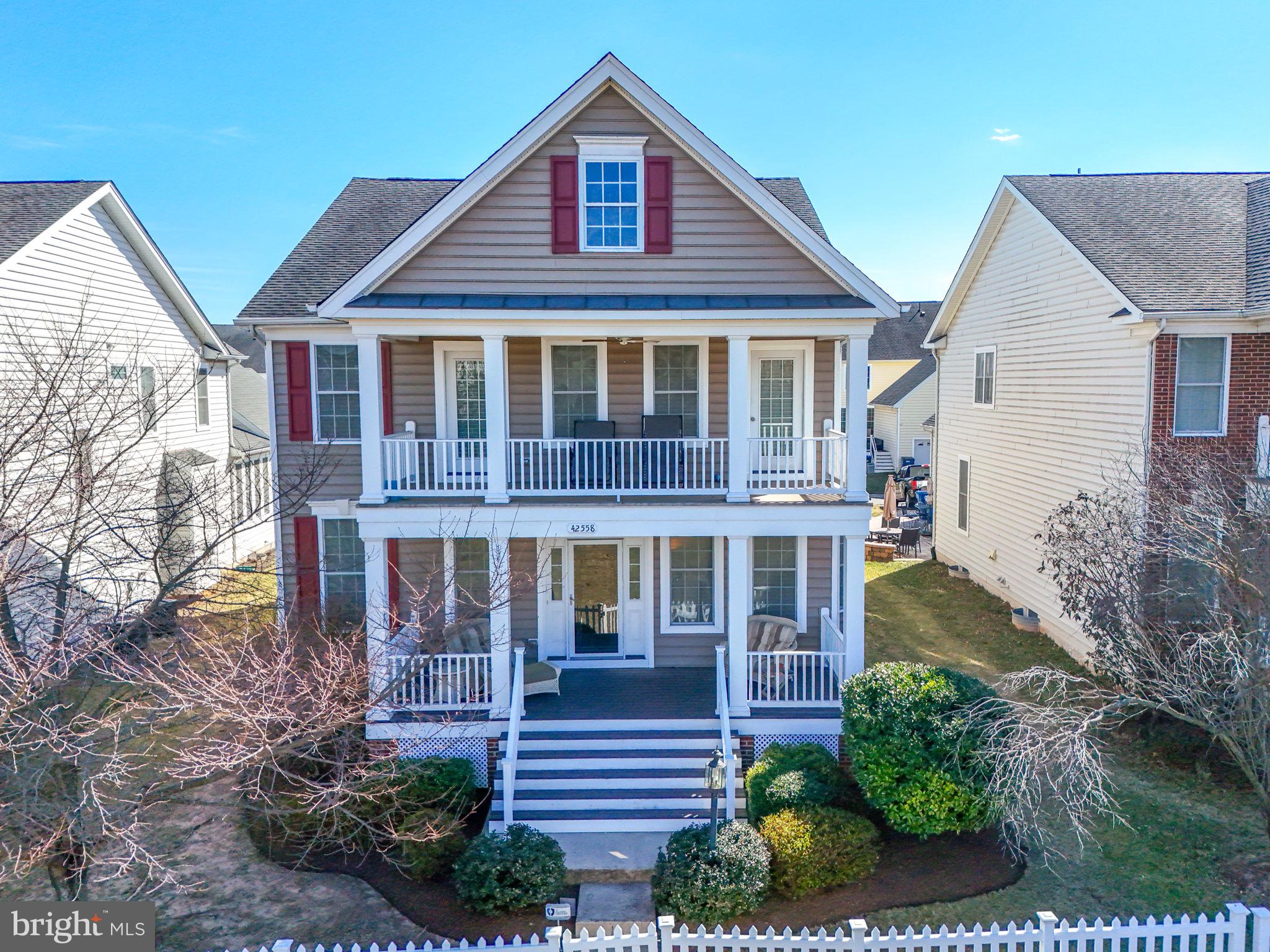 SOUTH RIDING - Residential