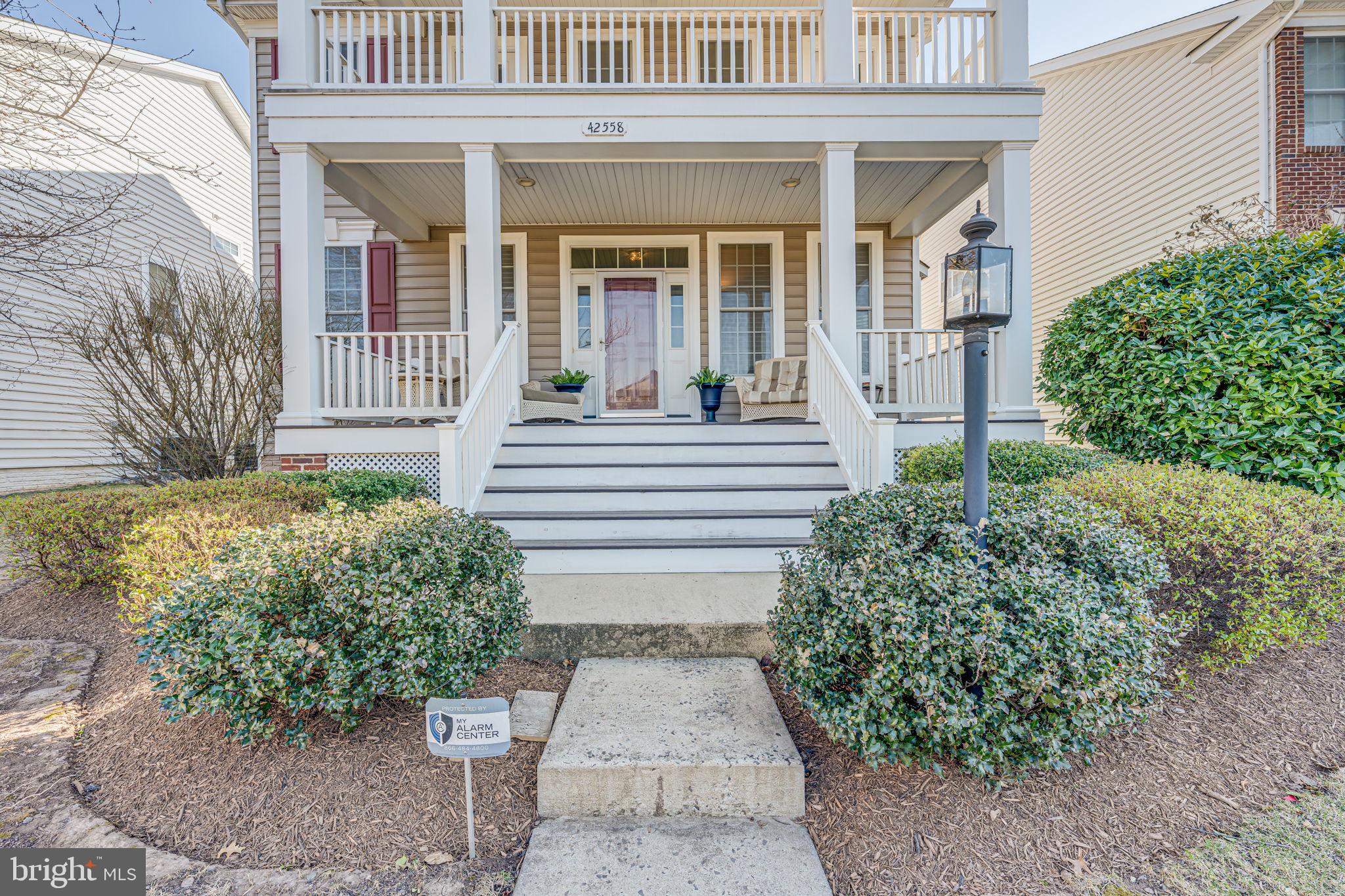SOUTH RIDING - Residential