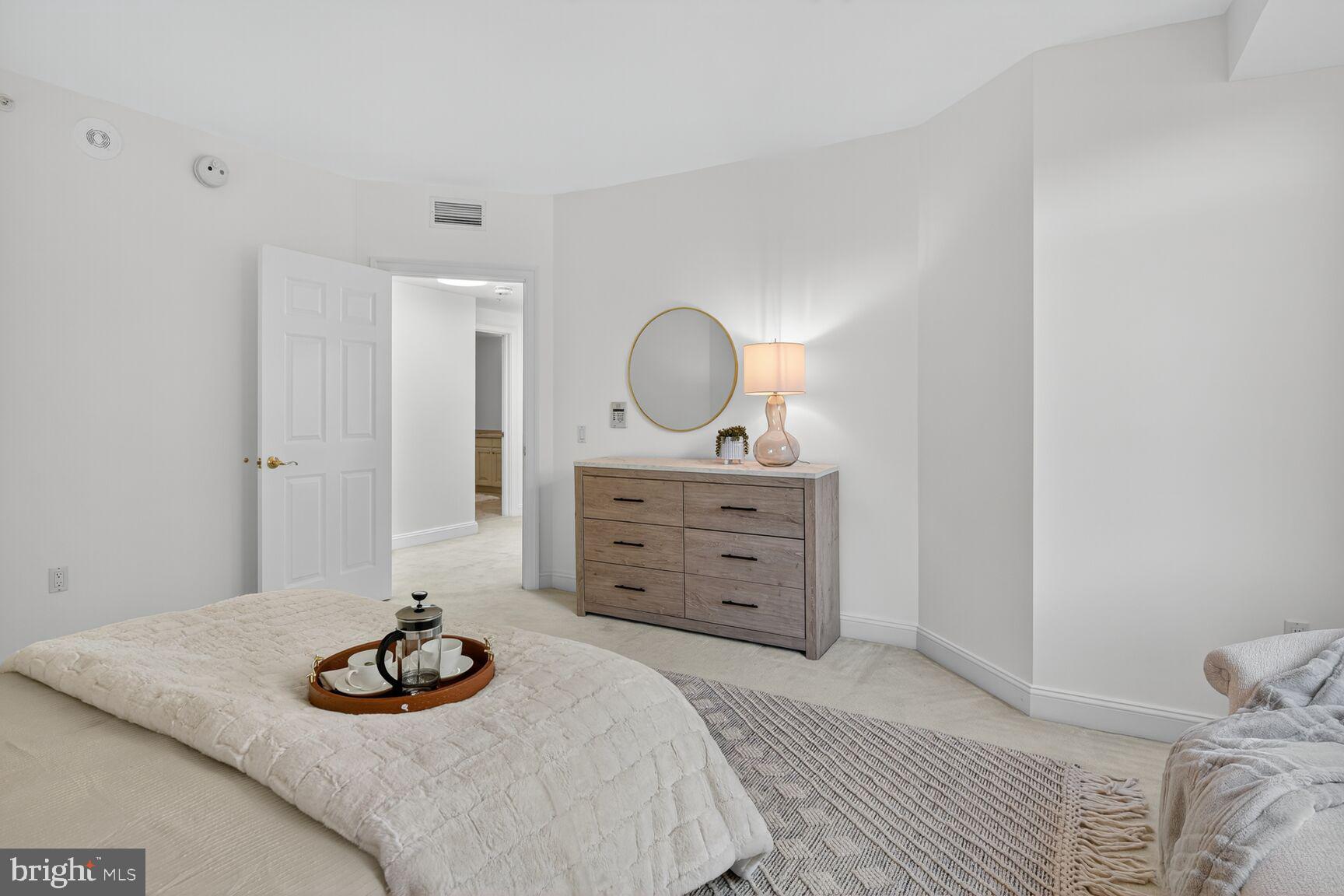 SOMERSET HOUSE CONDOS - Residential