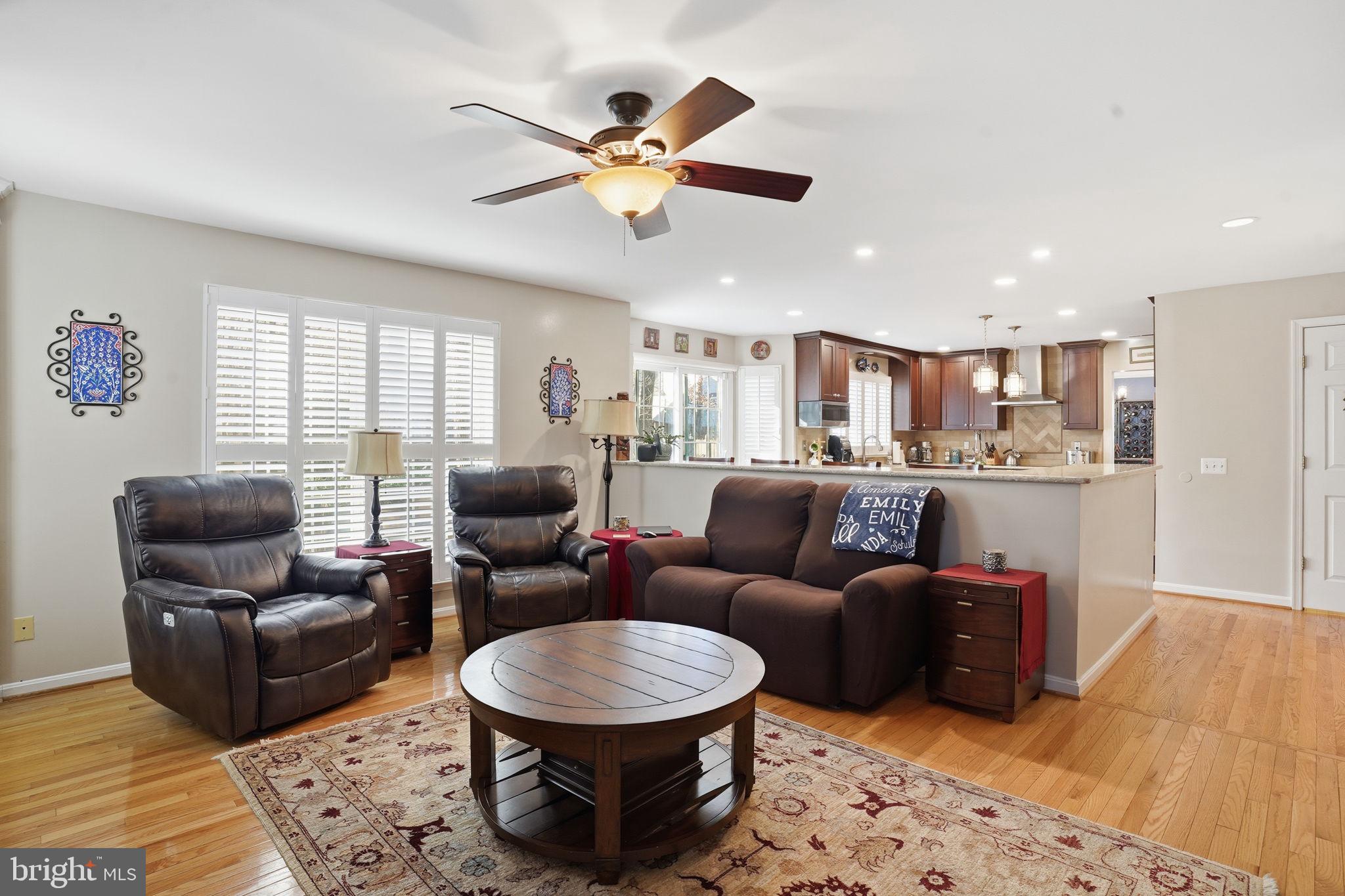 PEACHTREE EAST - Residential