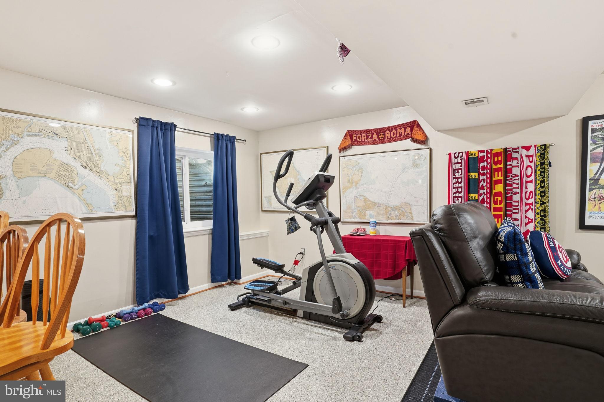 PEACHTREE EAST - Residential