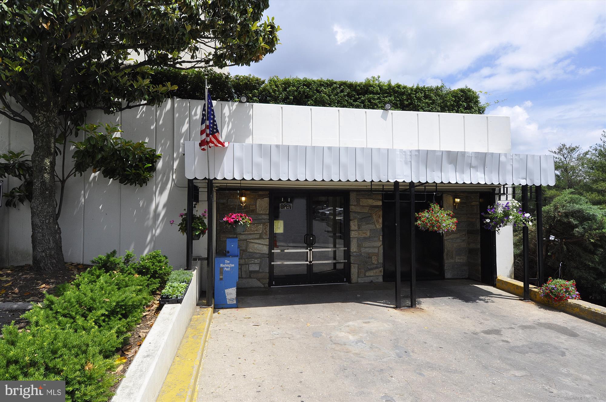 PARKSIDE CONDOMINIUMS - Residential