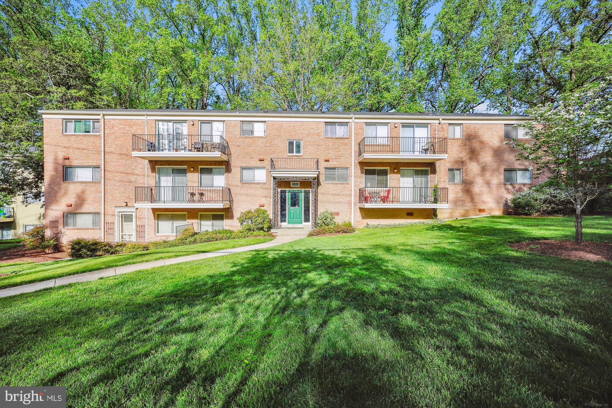 PARKSIDE CONDOMINIUMS - Residential