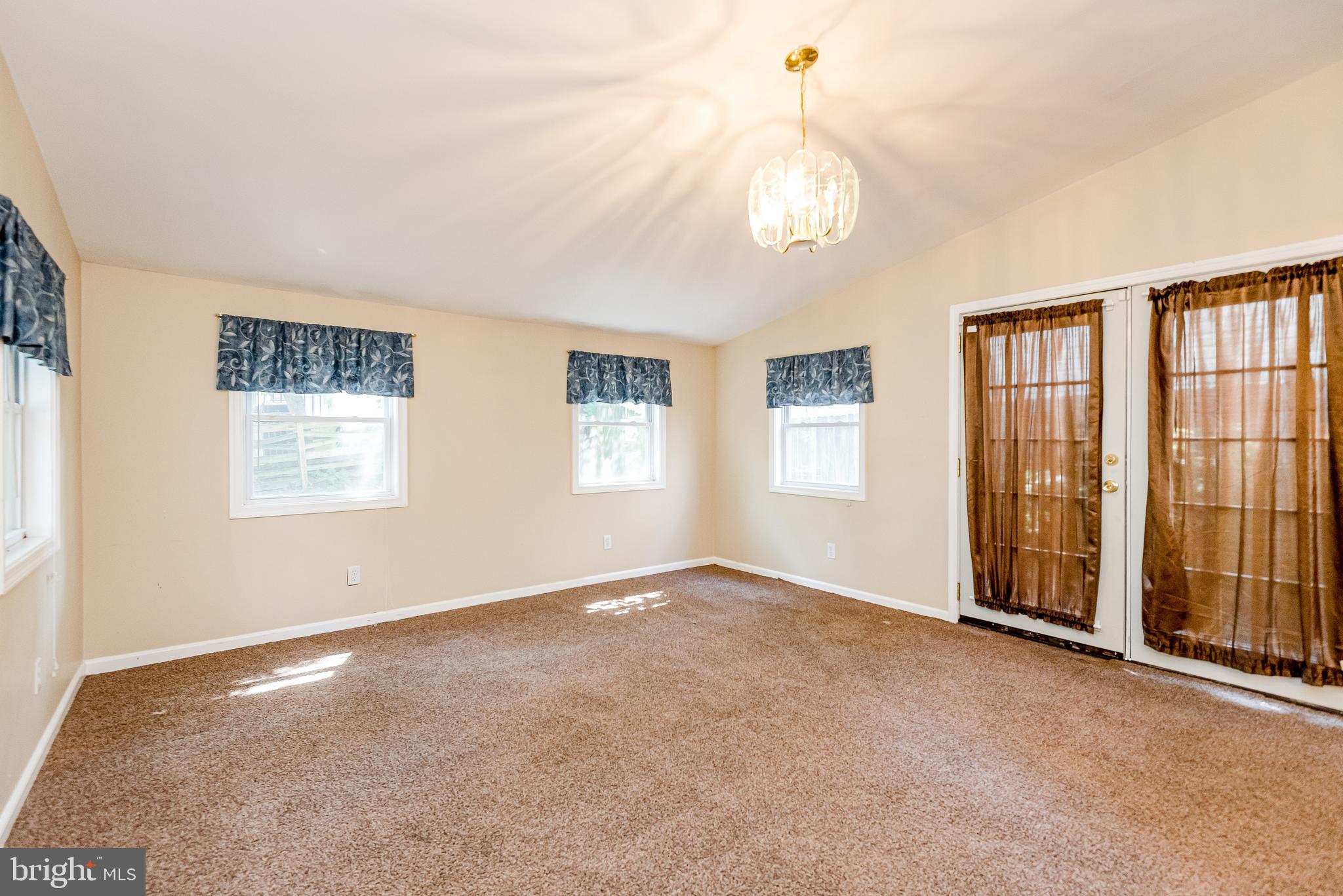 CHESTERFIELD - Residential