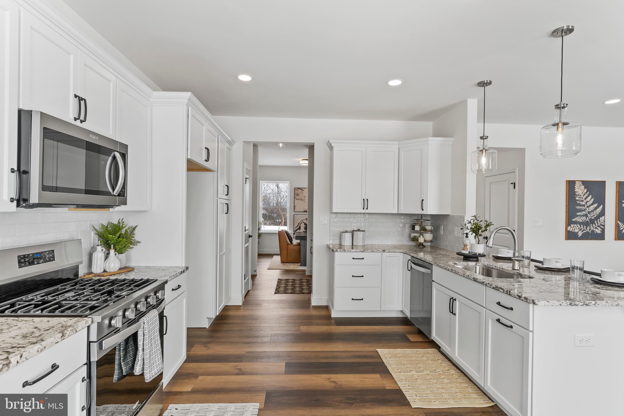 HUNTLEIGH - Residential
