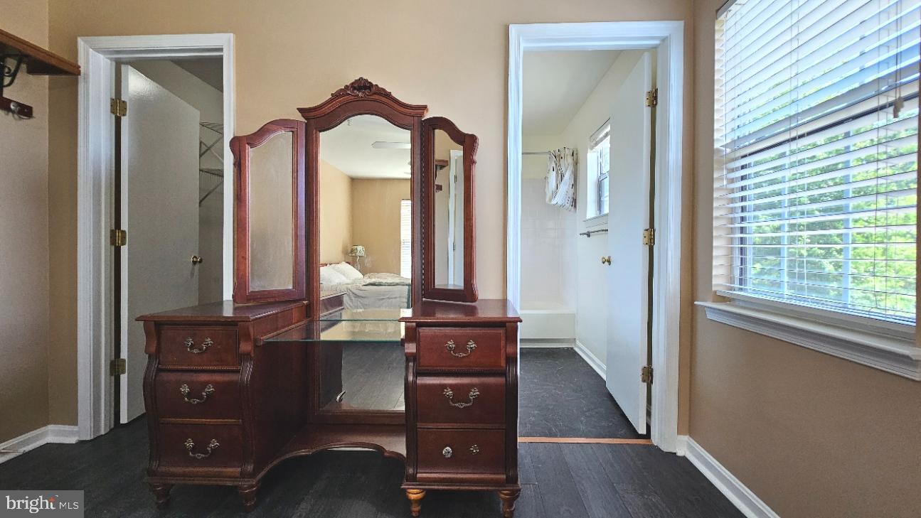 SUMMERHOUSE CONDO - Residential
