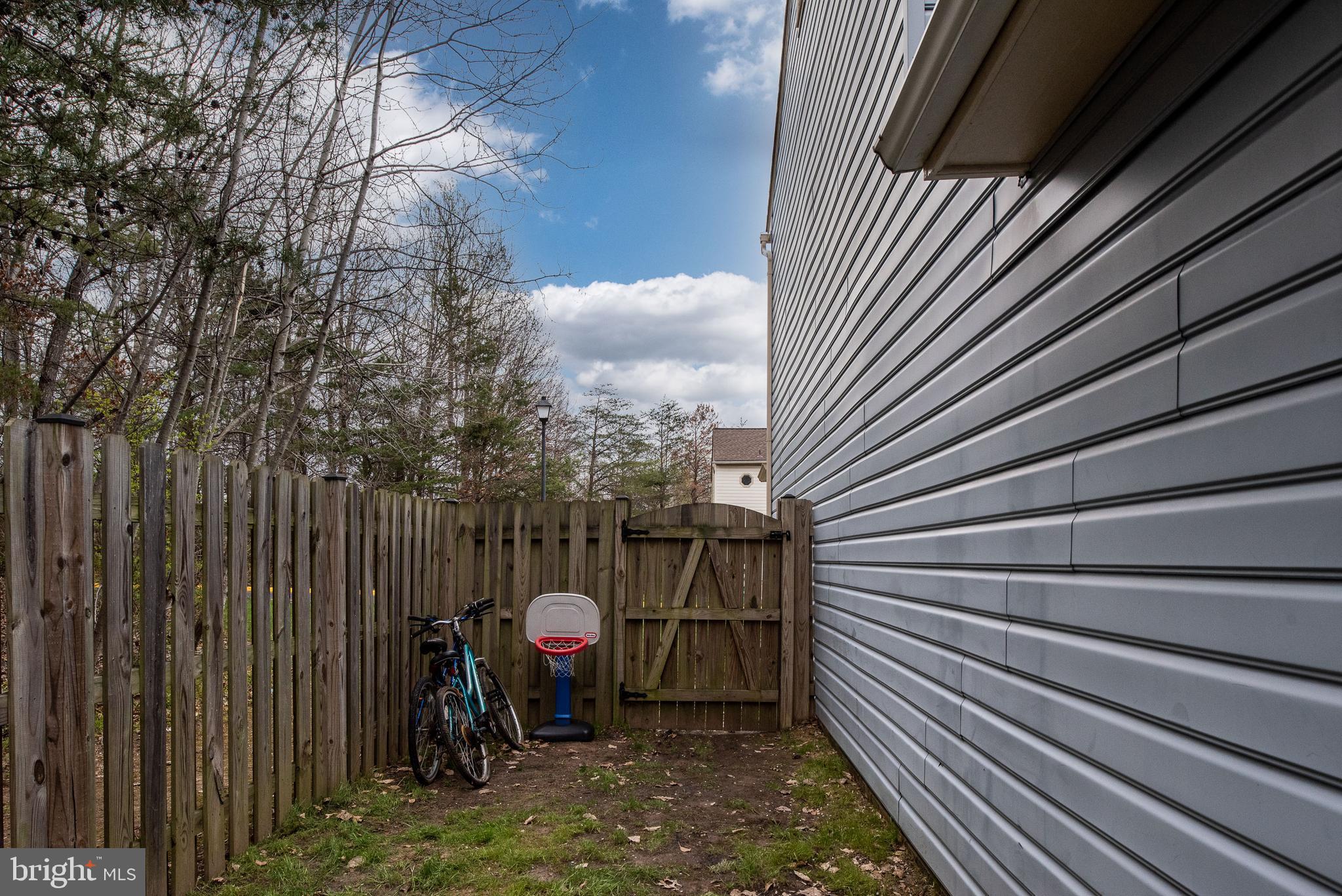 POTOMAC HILLS - Residential