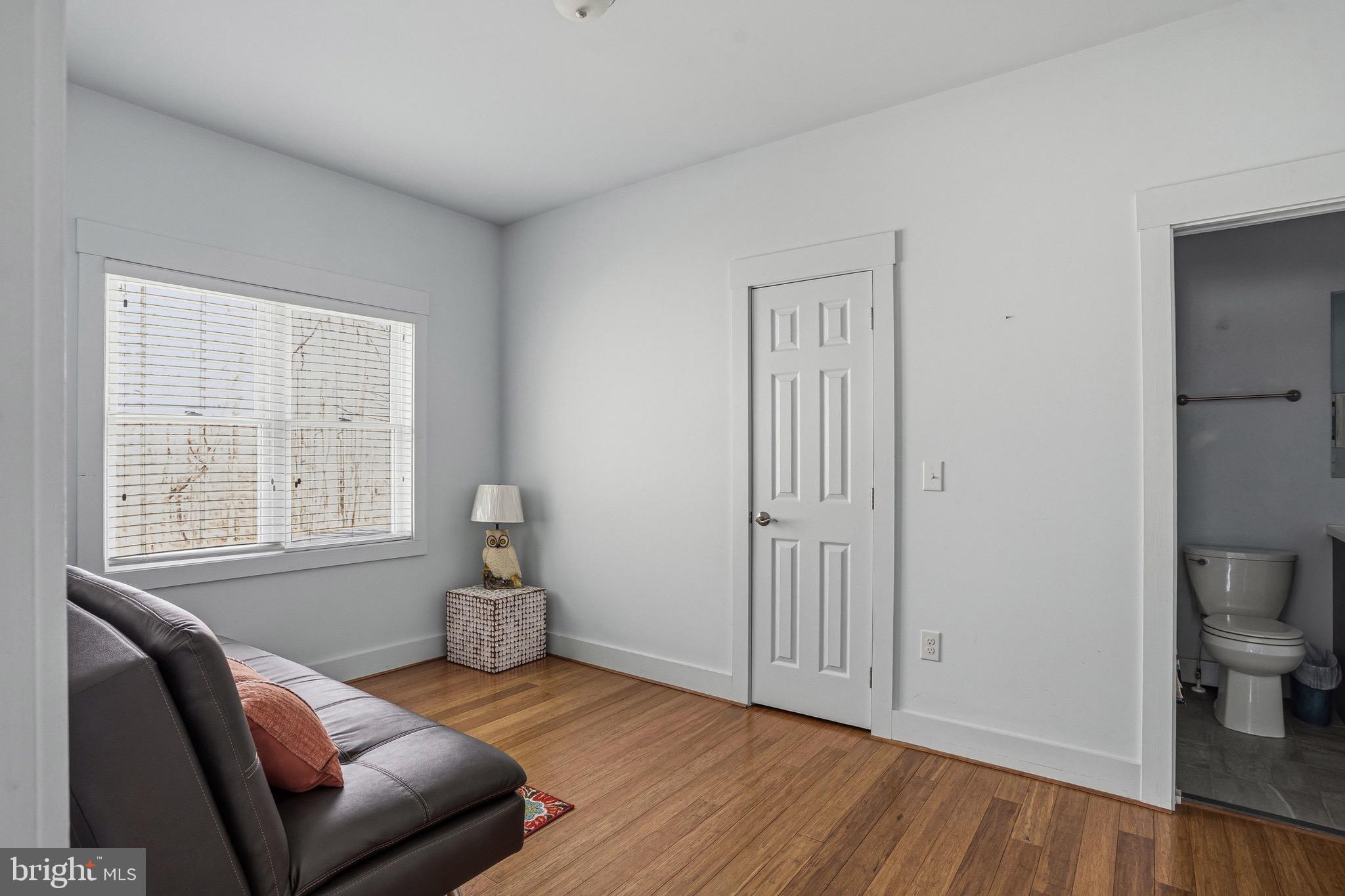 OAKLEIGH - Residential