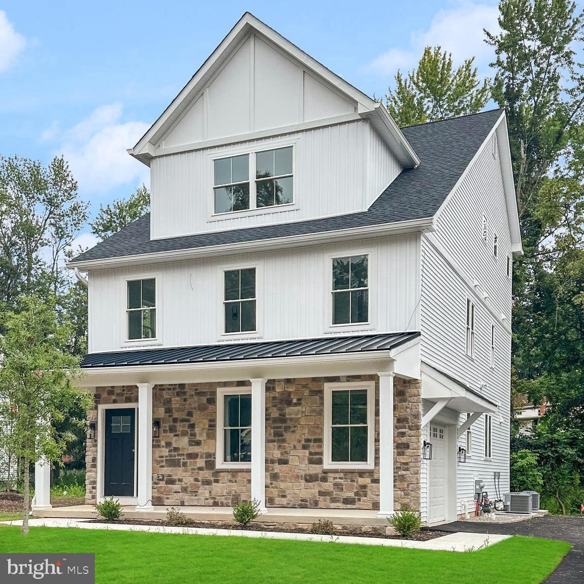 CHURCHVILLE MANOR - Residential