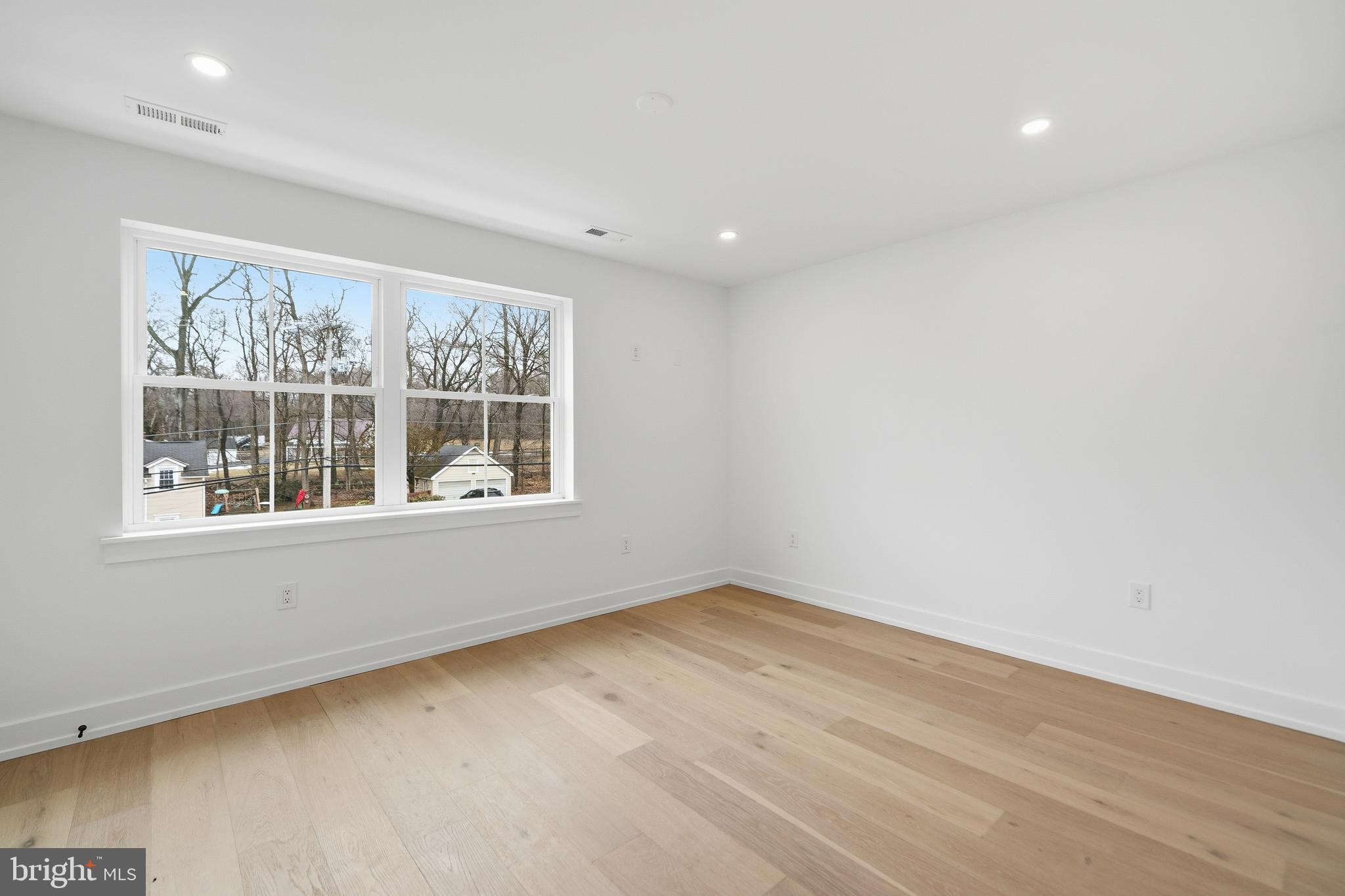 CHURCHVILLE MANOR - Residential