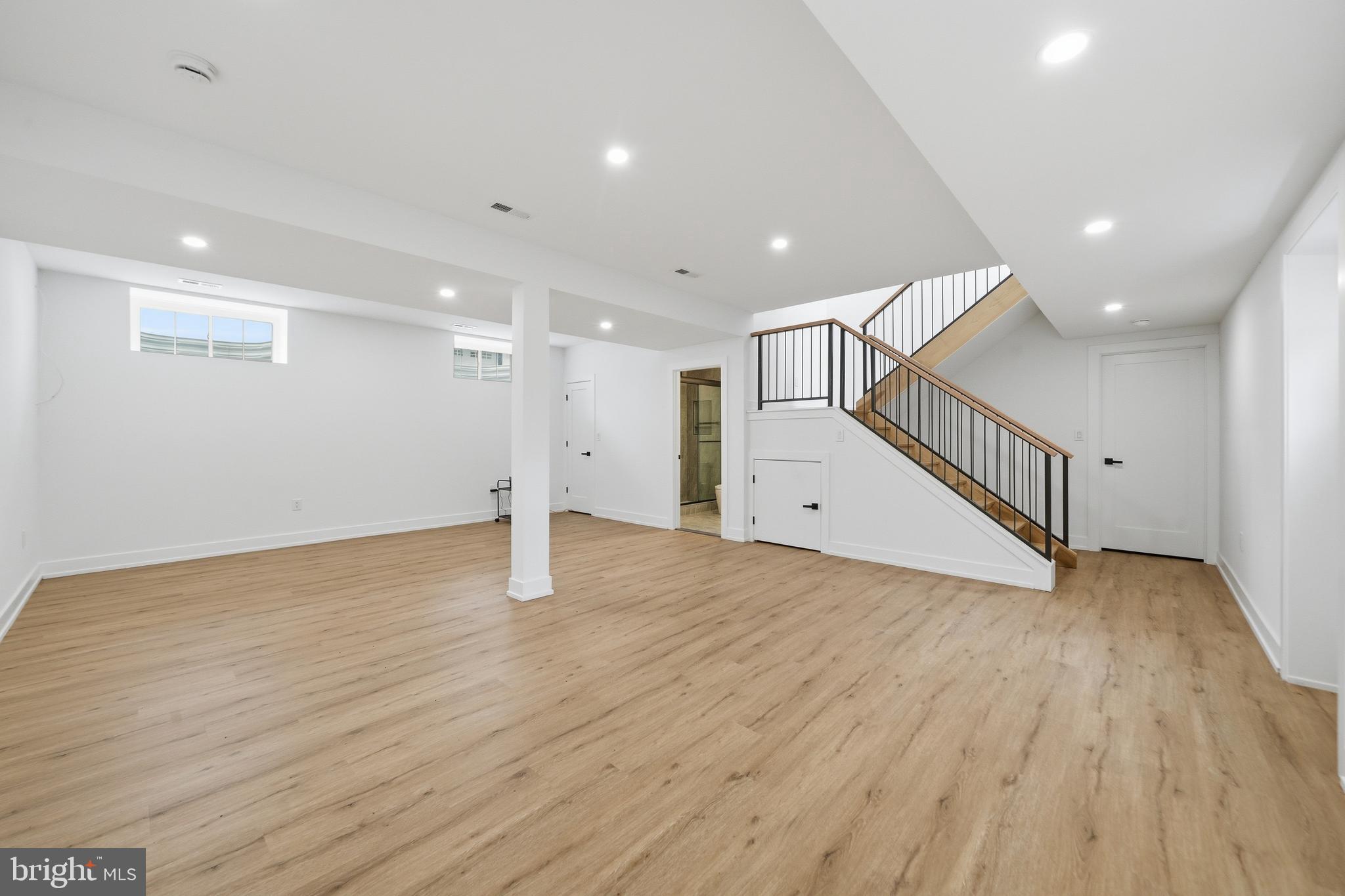 CHURCHVILLE MANOR - Residential