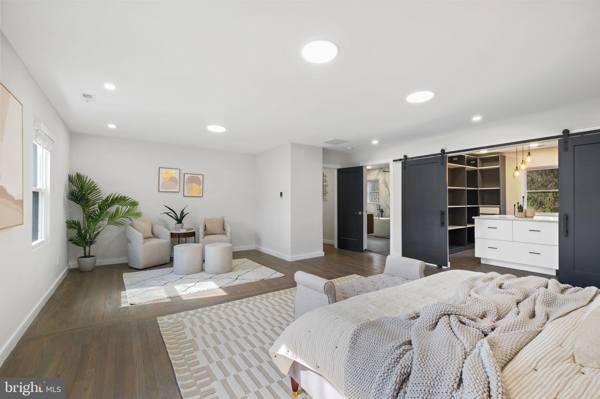 LUXMANOR - Residential Lease
