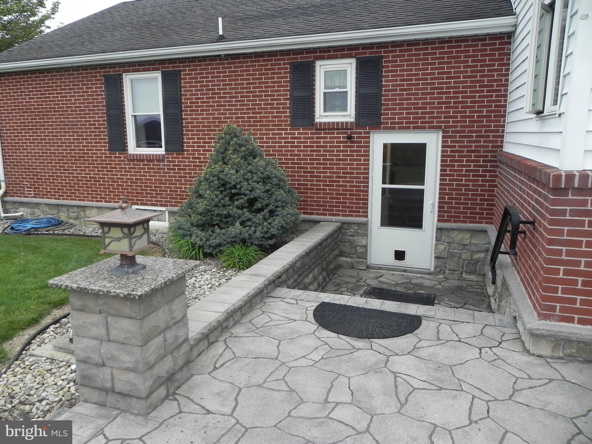 MERCERSBURG - Residential