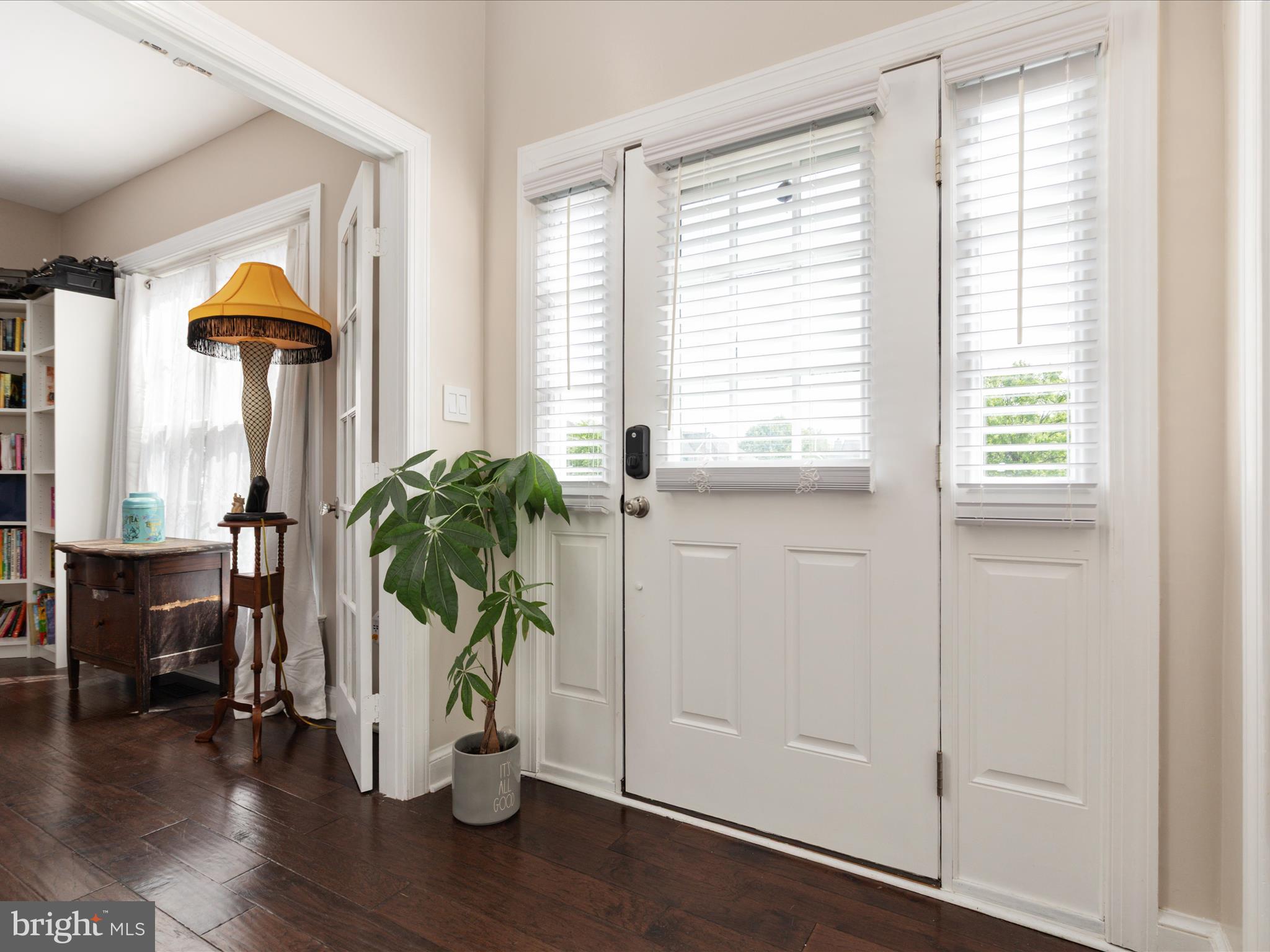 ASHBURN VILLAGE - Residential