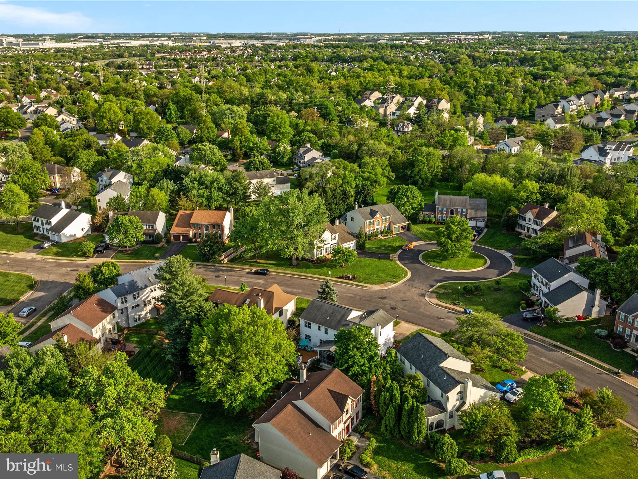 ASHBURN VILLAGE - Residential