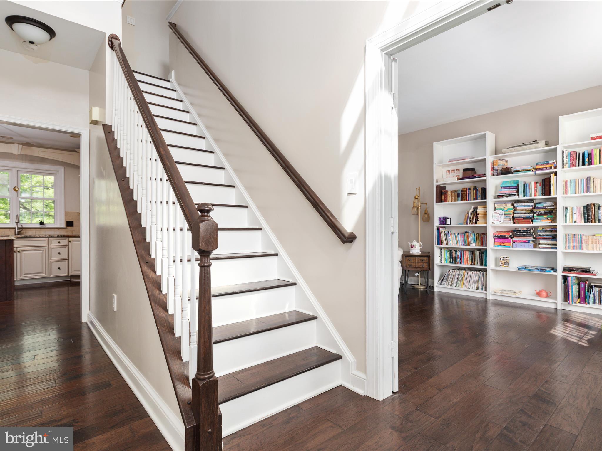ASHBURN VILLAGE - Residential
