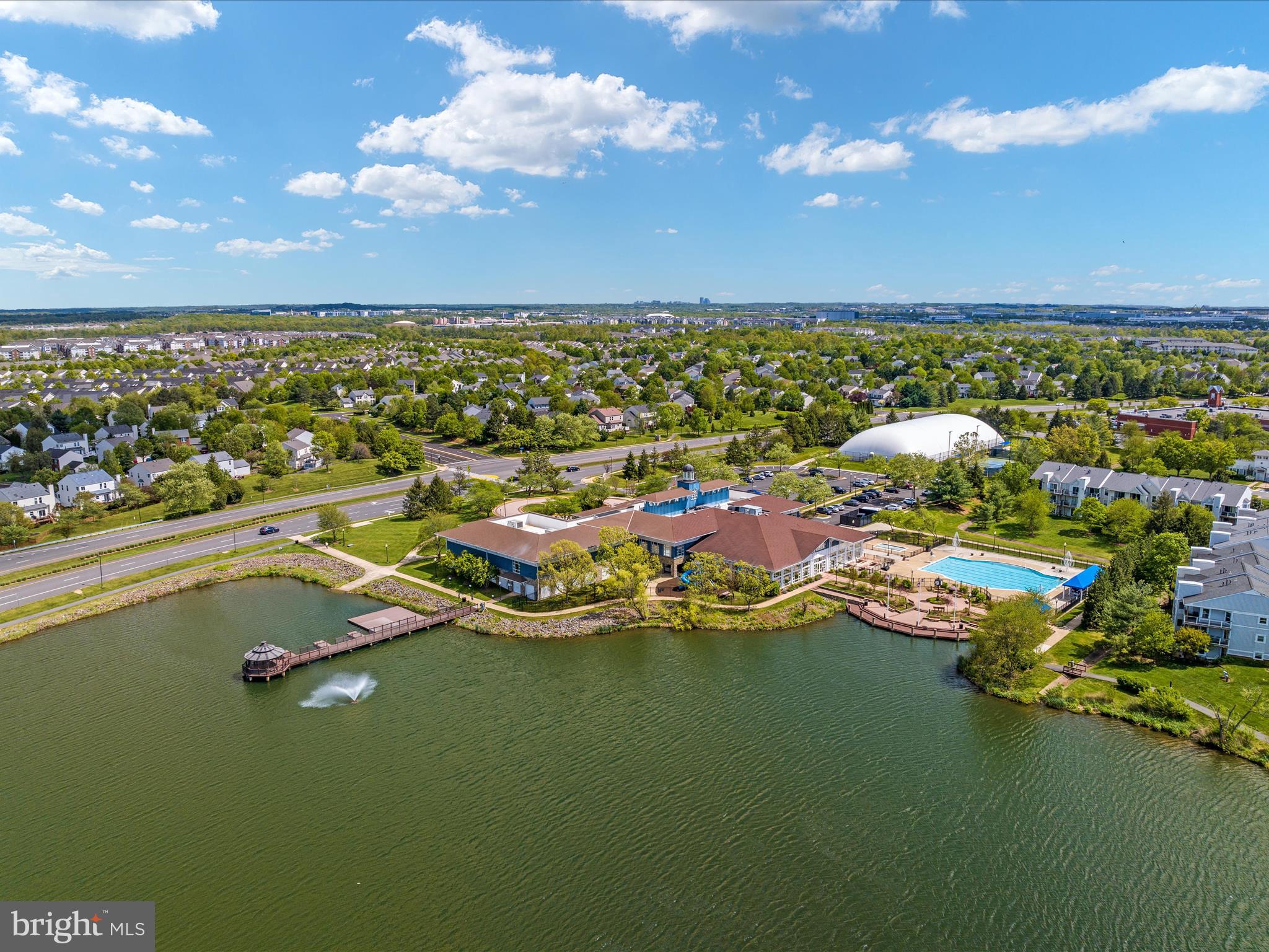 ASHBURN VILLAGE - Residential