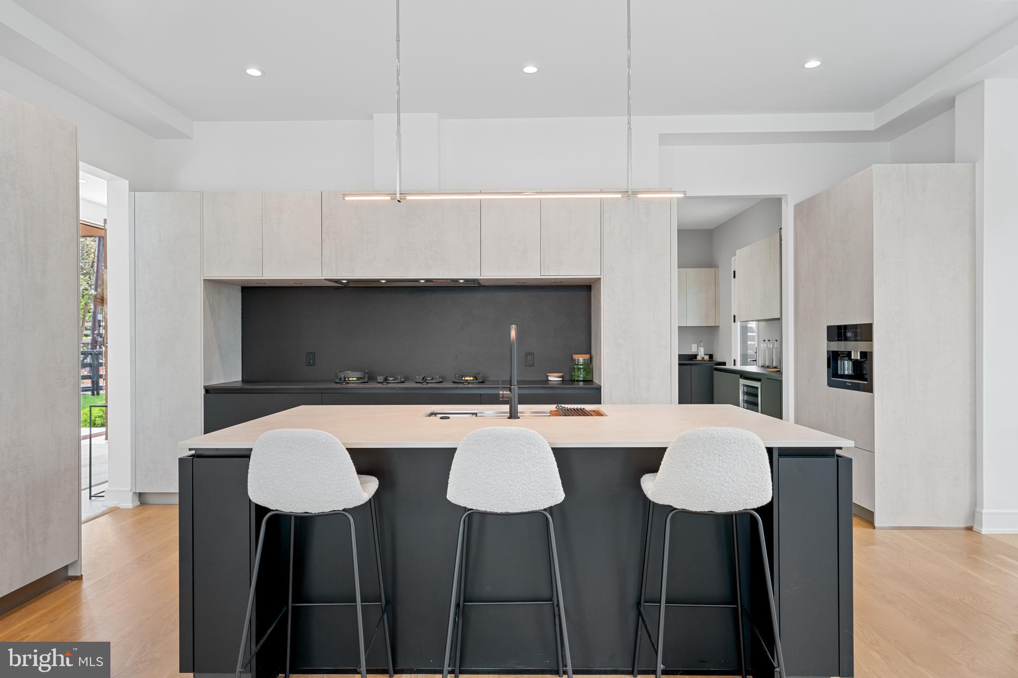 EDGEMOOR - Residential