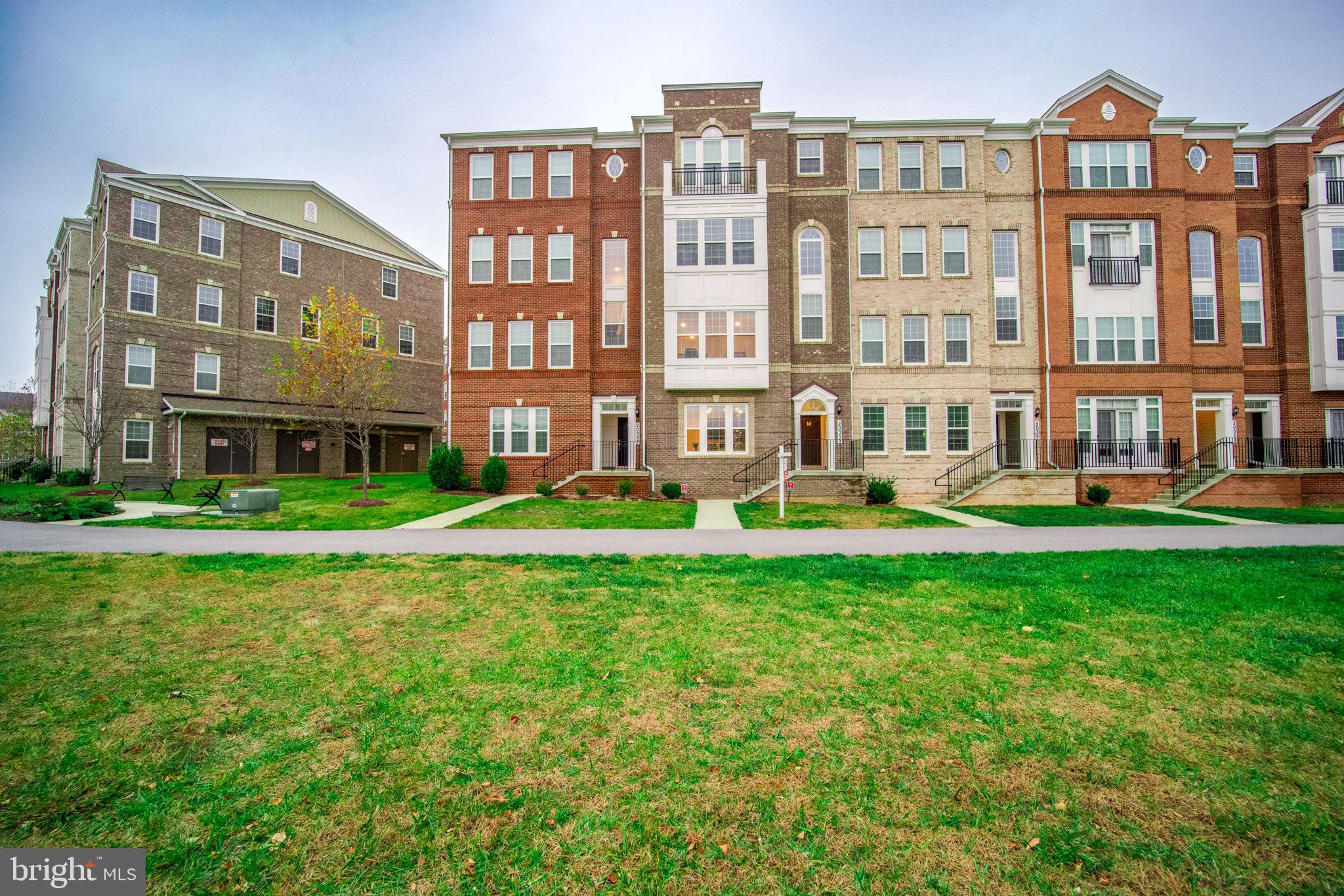 CENTURY ROW - Residential