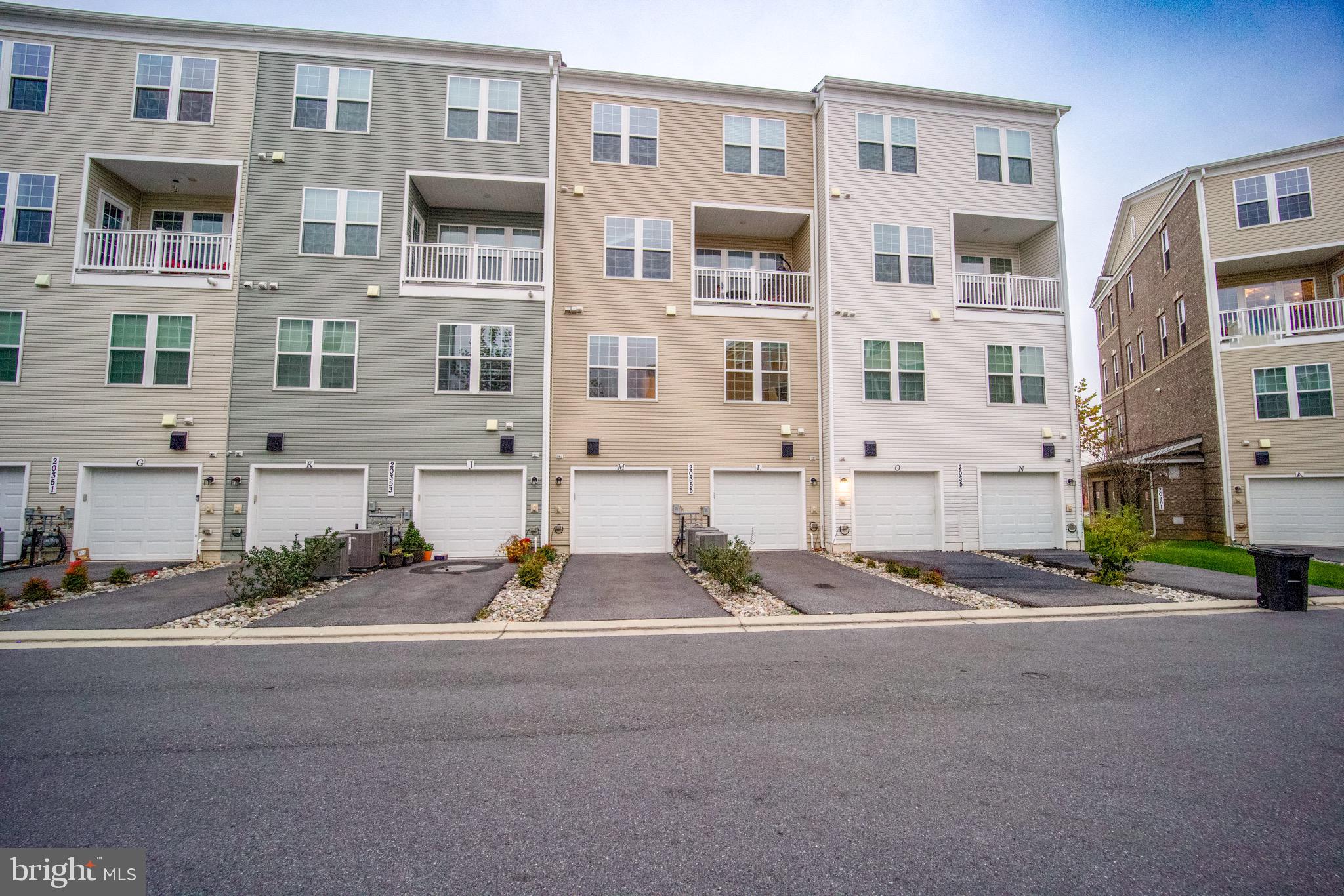 CENTURY ROW - Residential