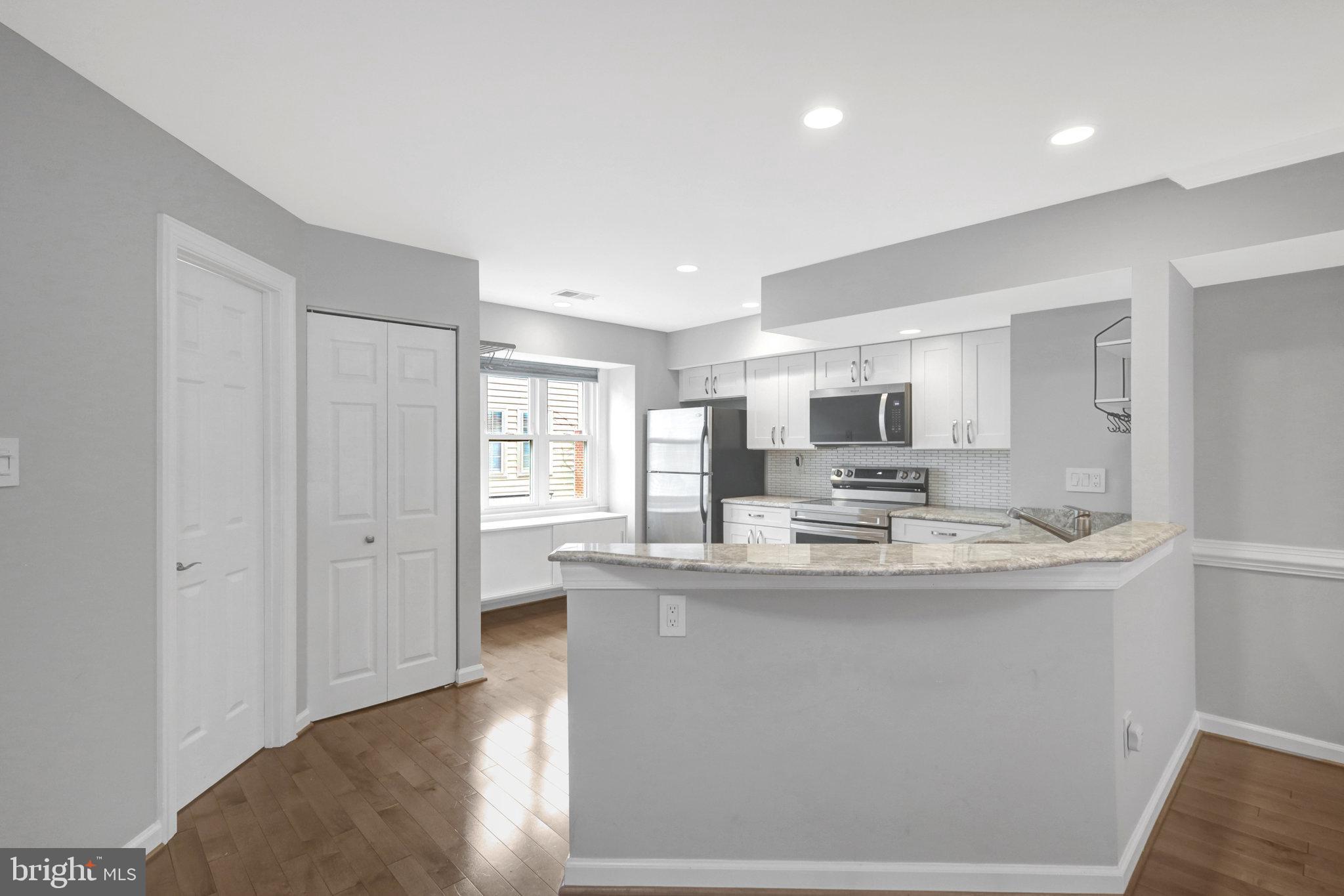 BRADDOCK PLACE - Residential Lease